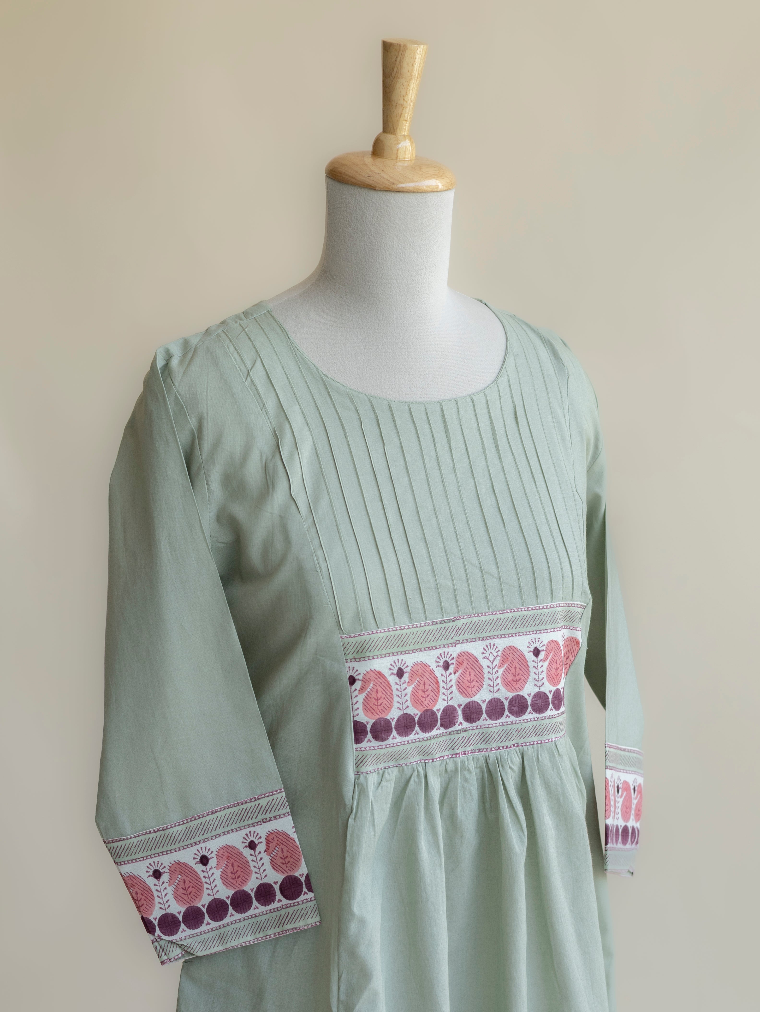 Rayasha Cotton Plain A-Line Kurta