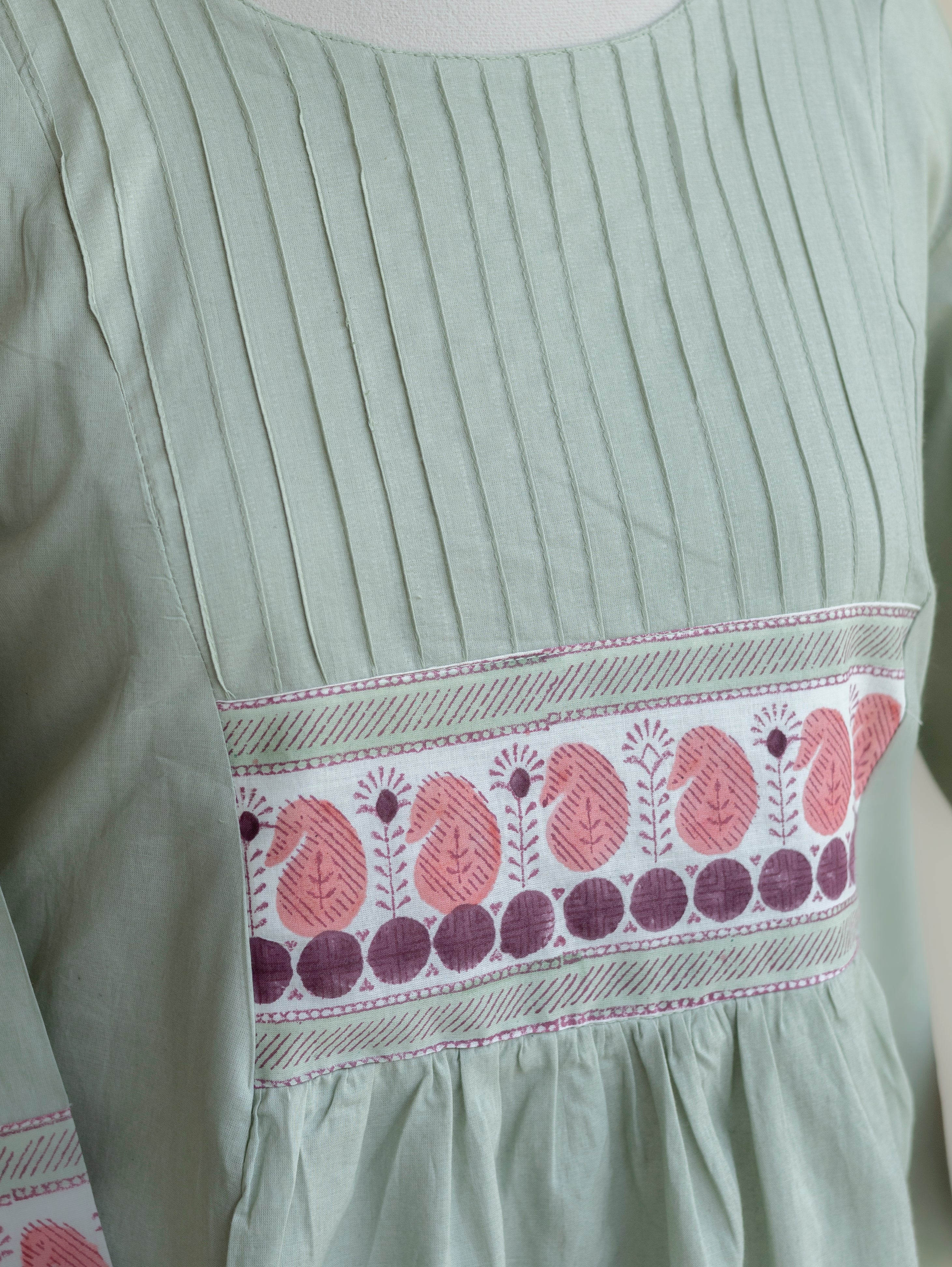 Rayasha Cotton Plain A-Line Kurta