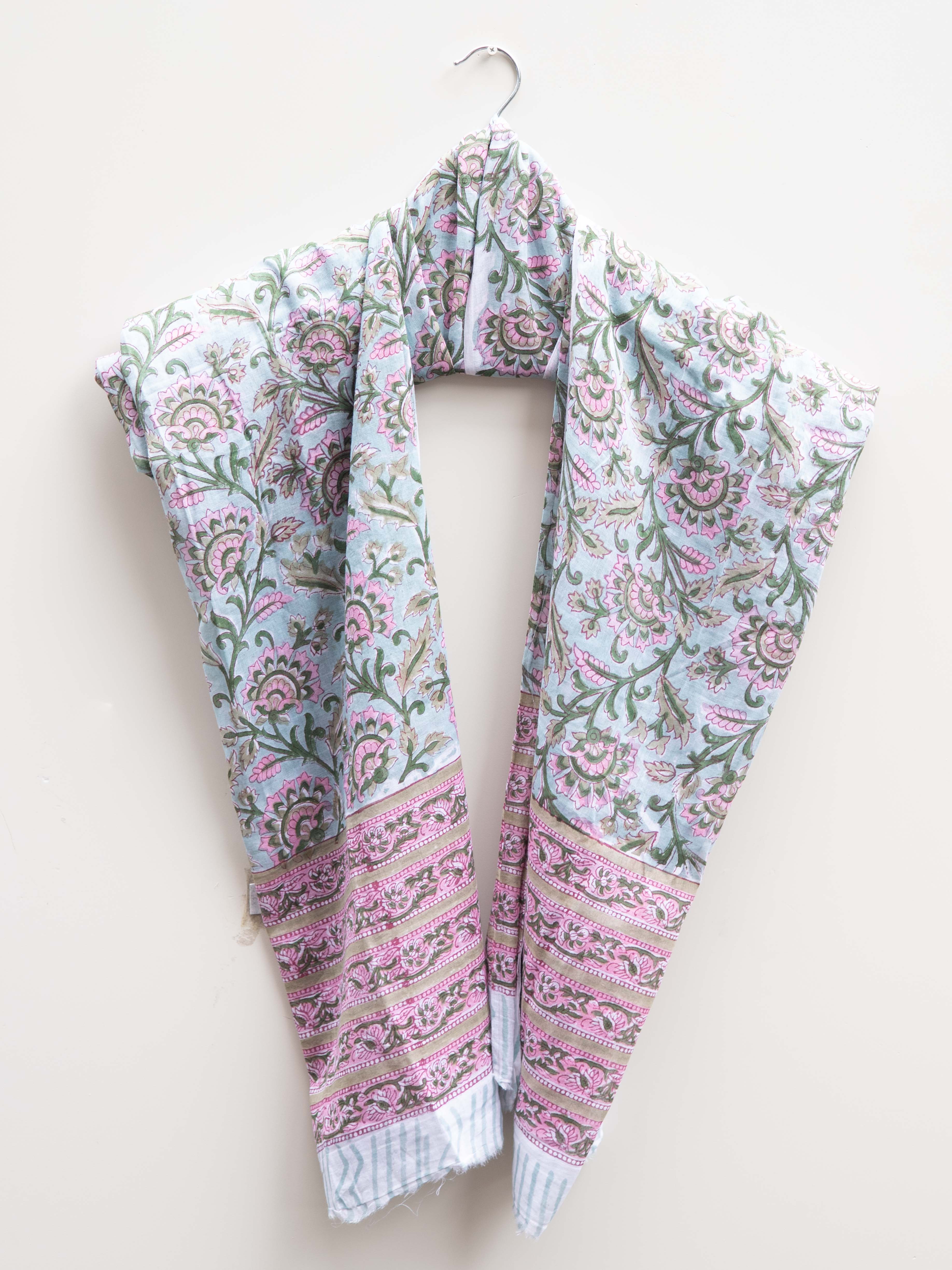Cotton mulmul block printed dupatta