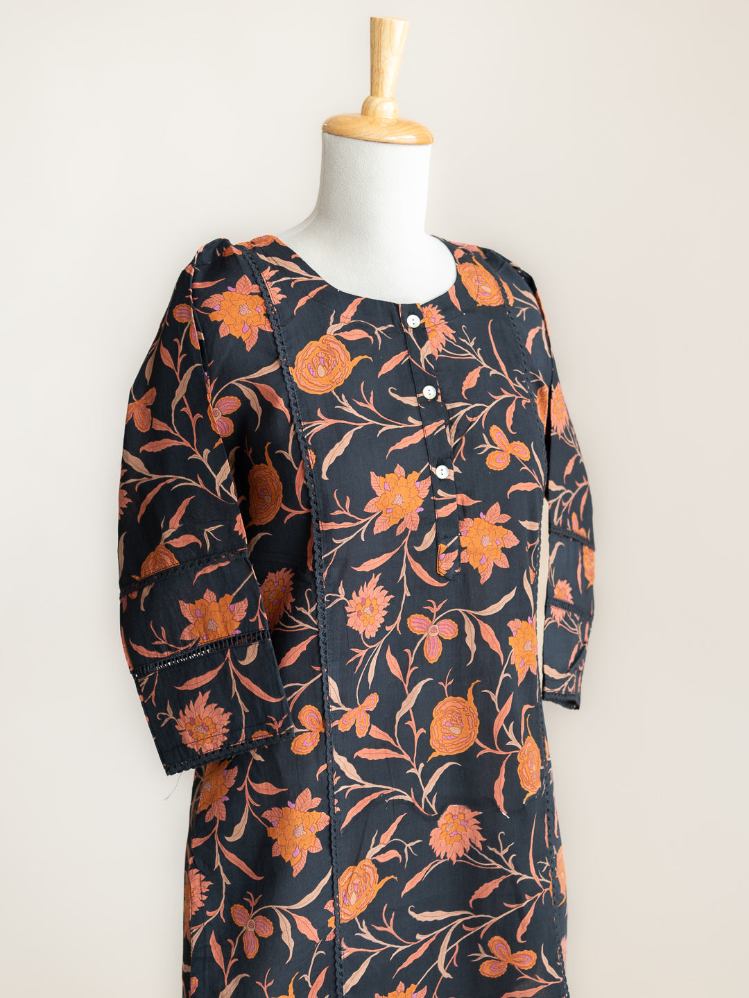 Ishira Cotton Printed Straight Kurta