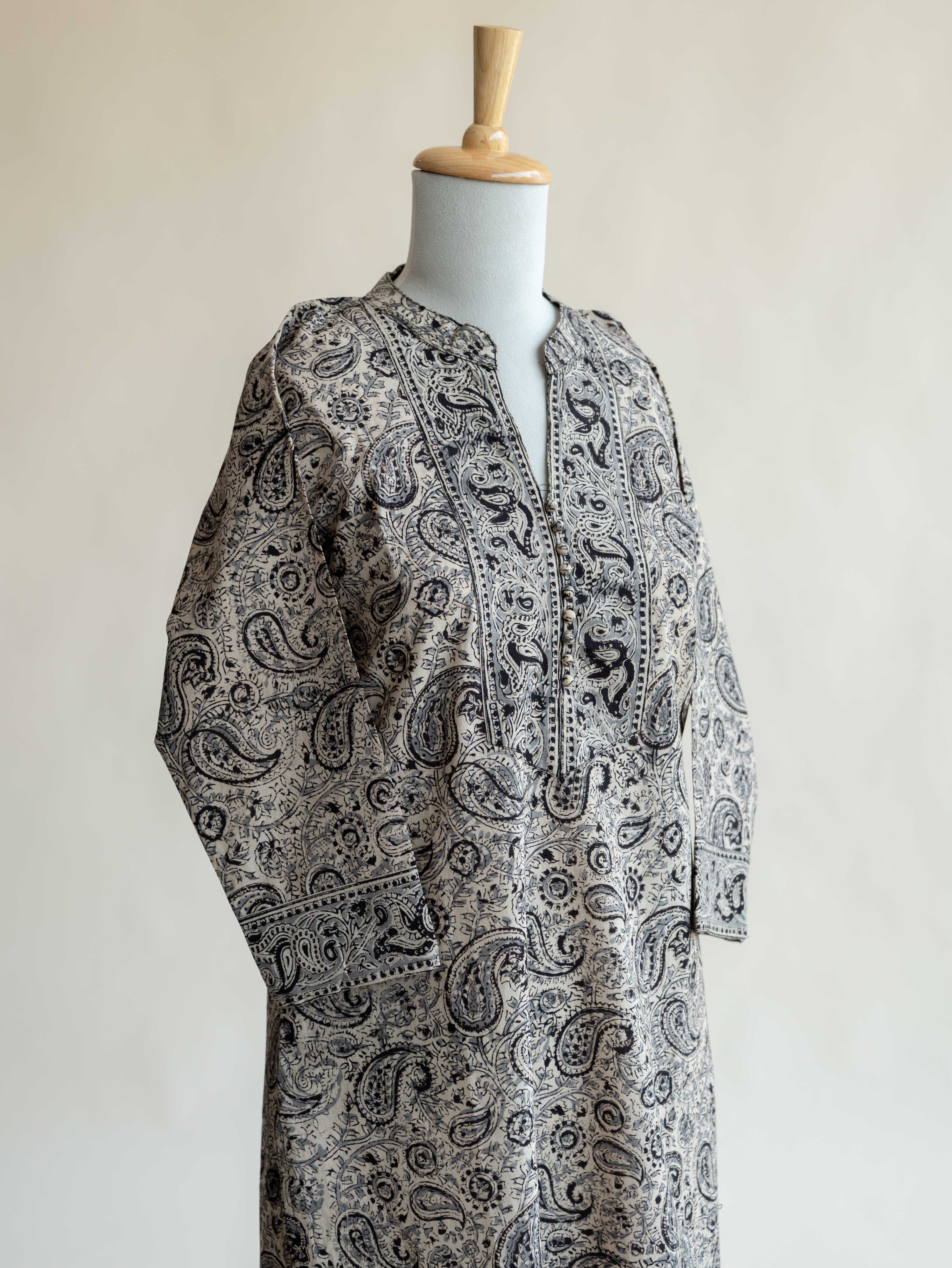 Aiza Cotton Kalamkari Block Printed Straight Kurta