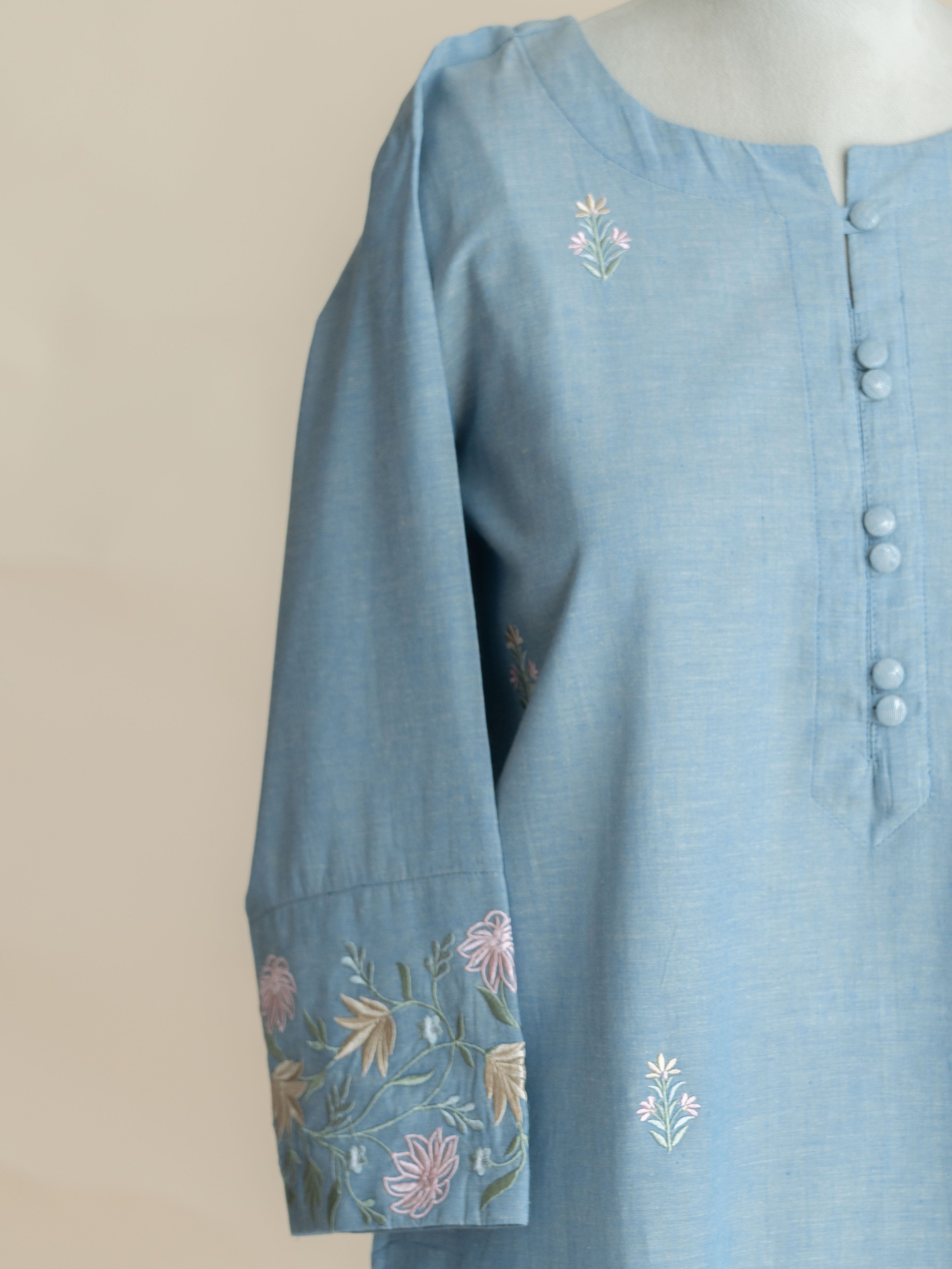 Ramnah Cotton Flax Embroidered Straight Kurta