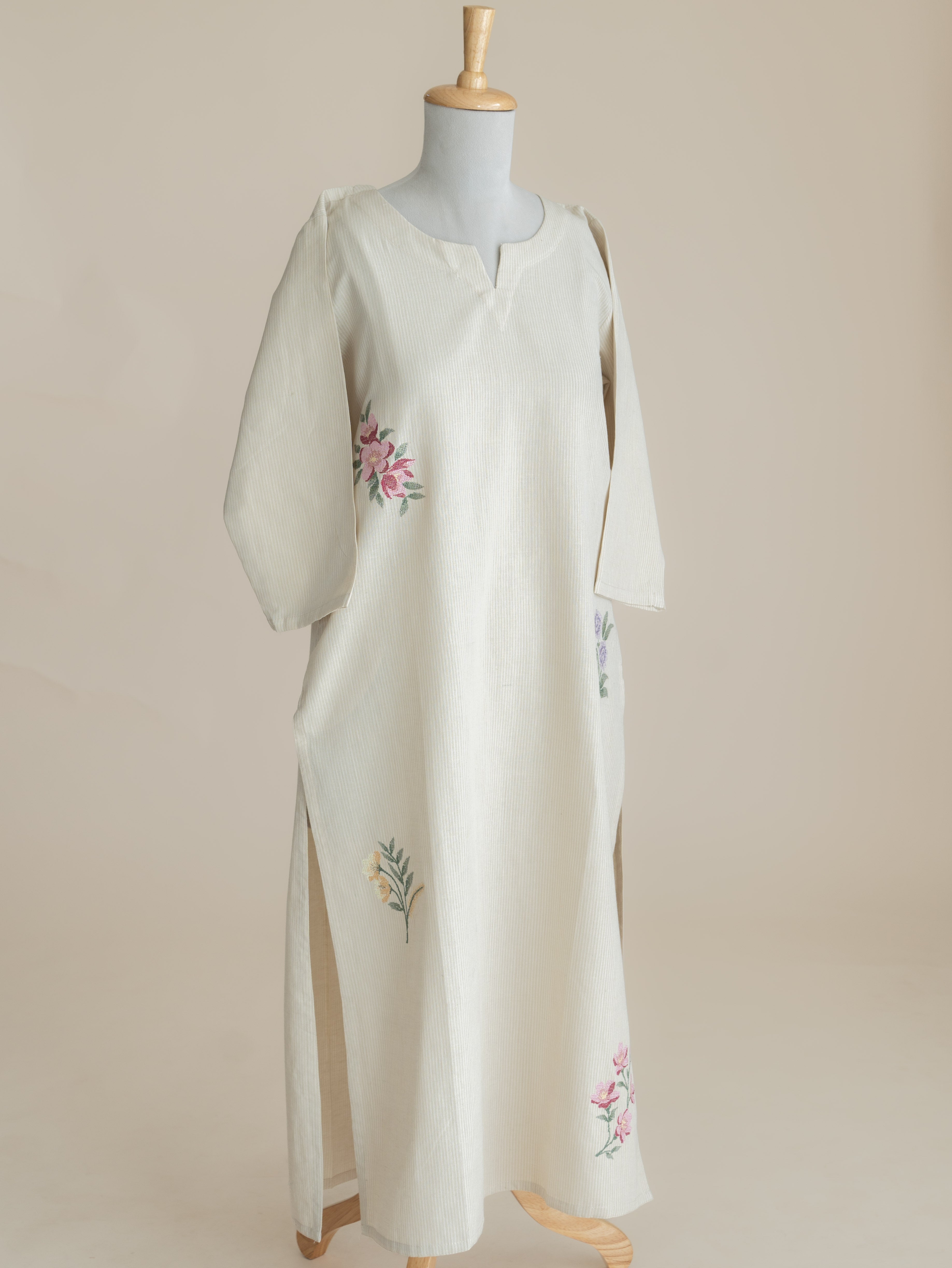 Bindiya Cotton Handloom Embroidered Straight Kurta