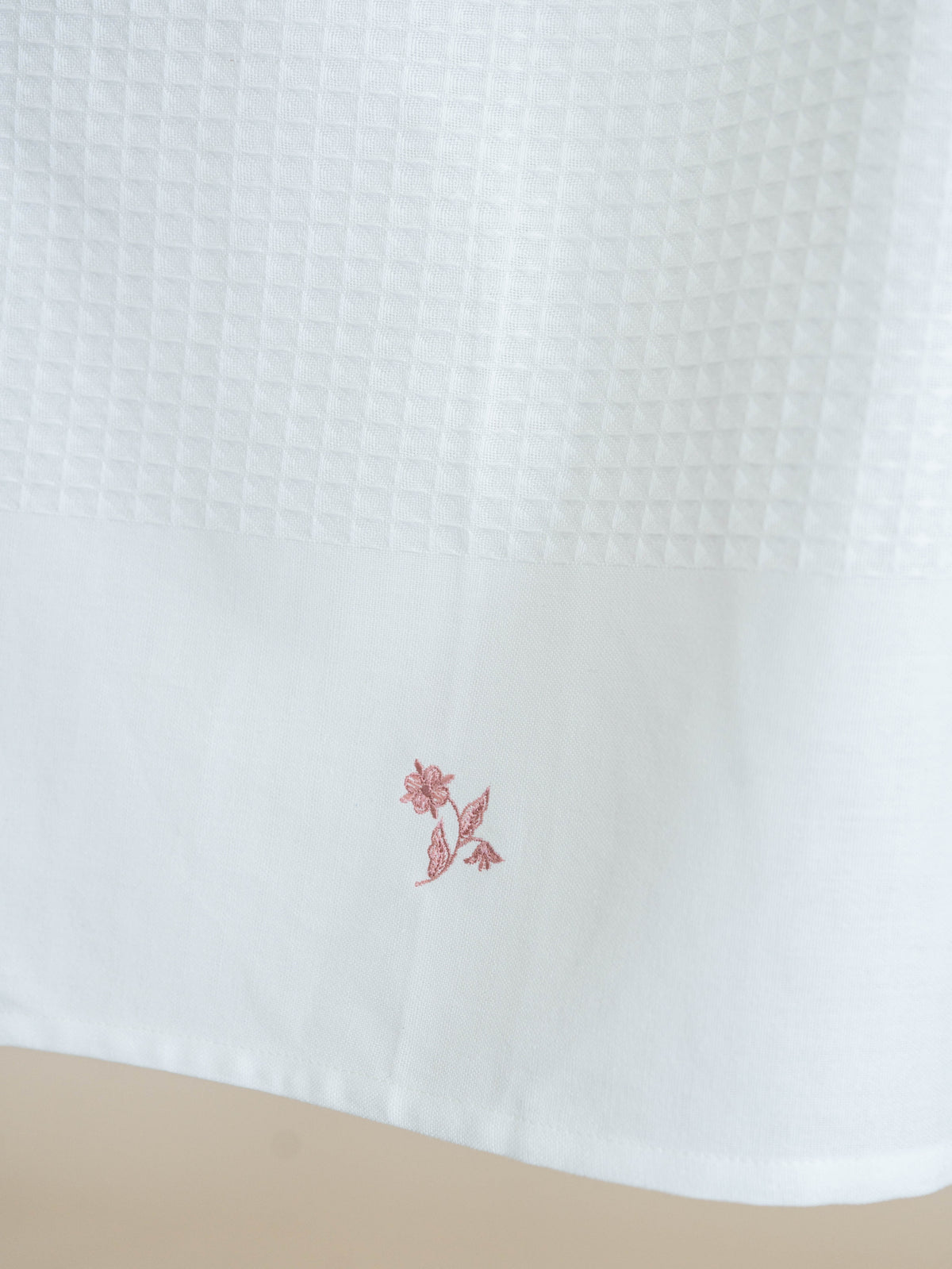 Haya Cotton Embroidered Bath Towel