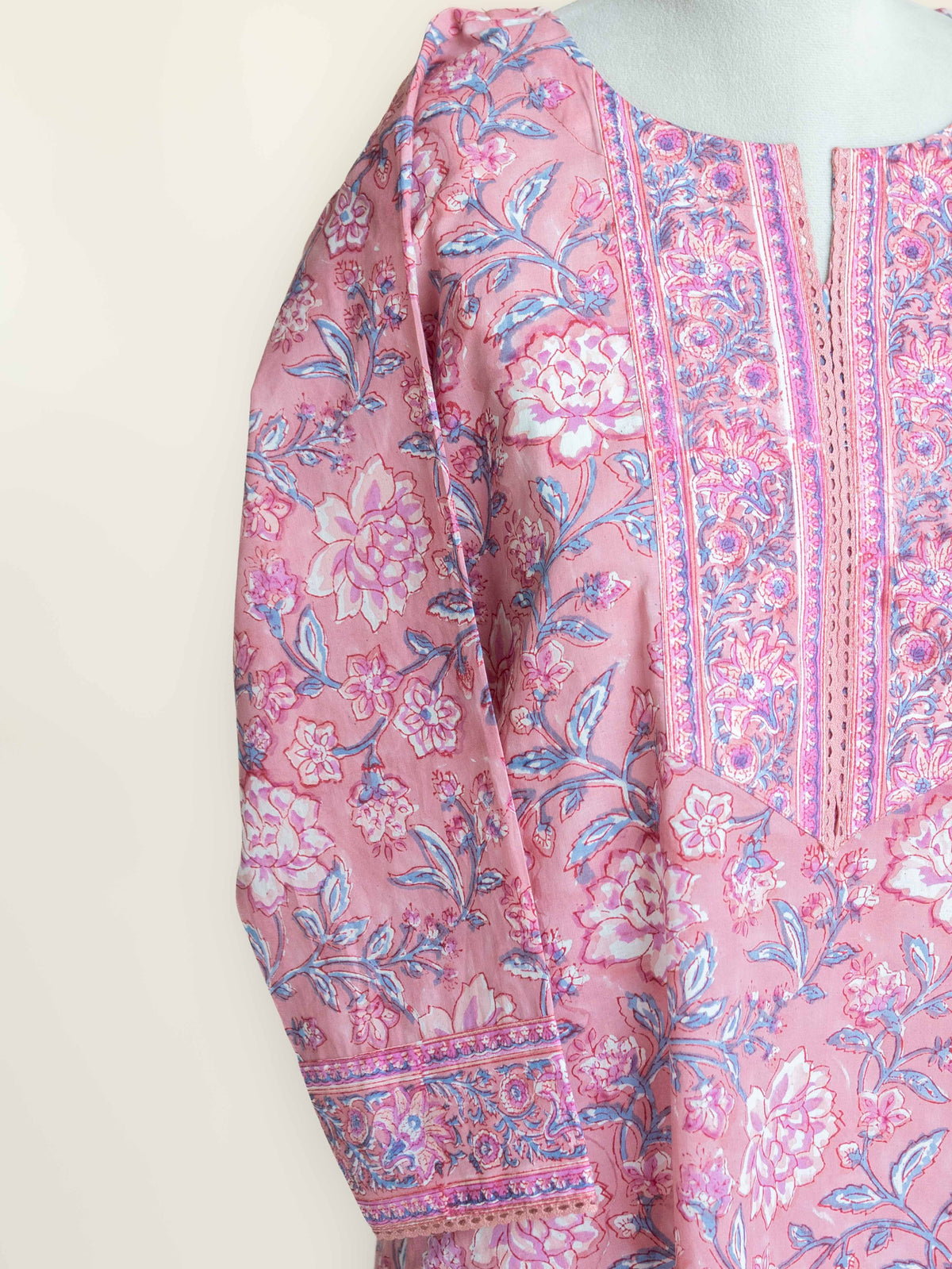 Avenika Cotton Block Printed Straight Kurta