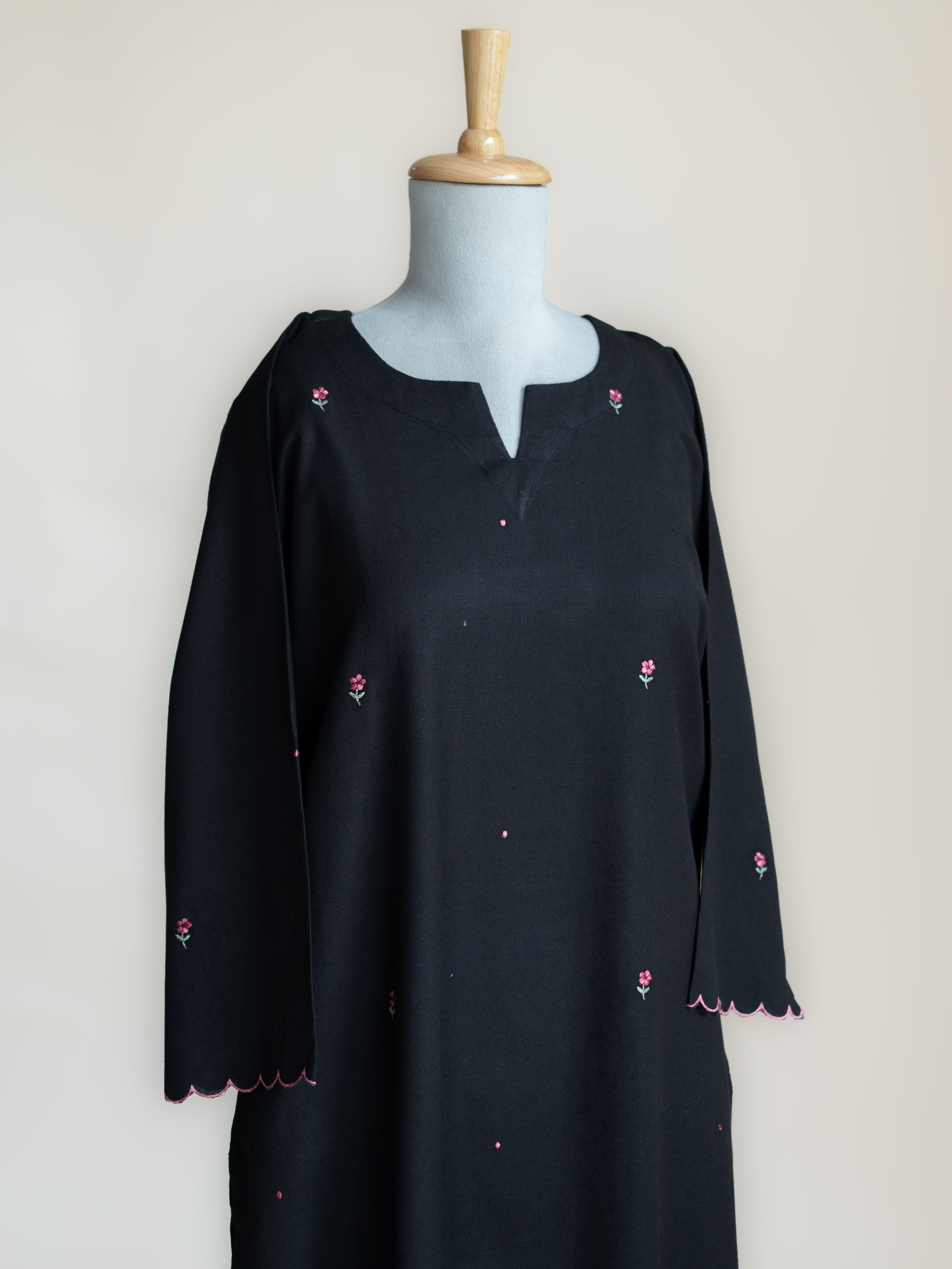 Silpa Cotton Flax Embroidered Straight Kurta