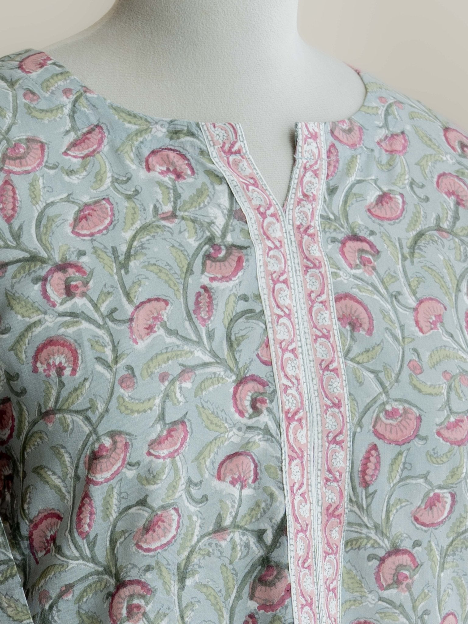 Aashna Cotton Block Printed Straight Kurta - AINA