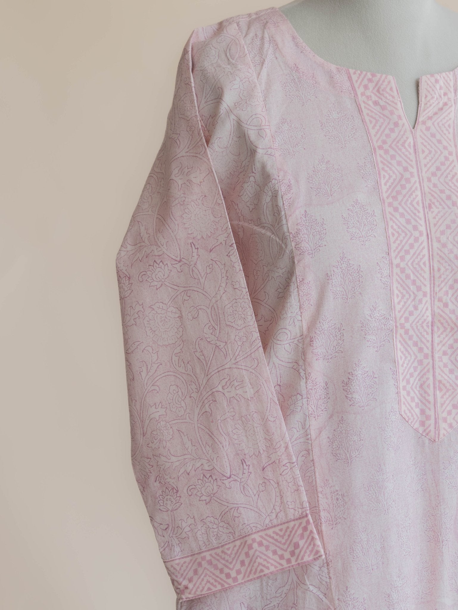 Anugraha Cotton Block Printed Straight Kurta - AINA
