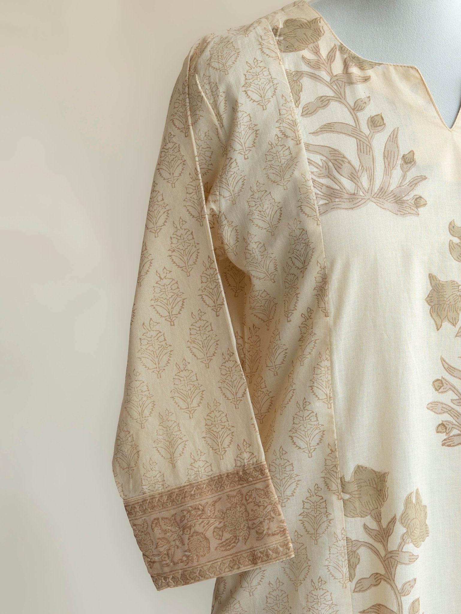 Anvi Cotton Block Printed Straight Kurta - AINA