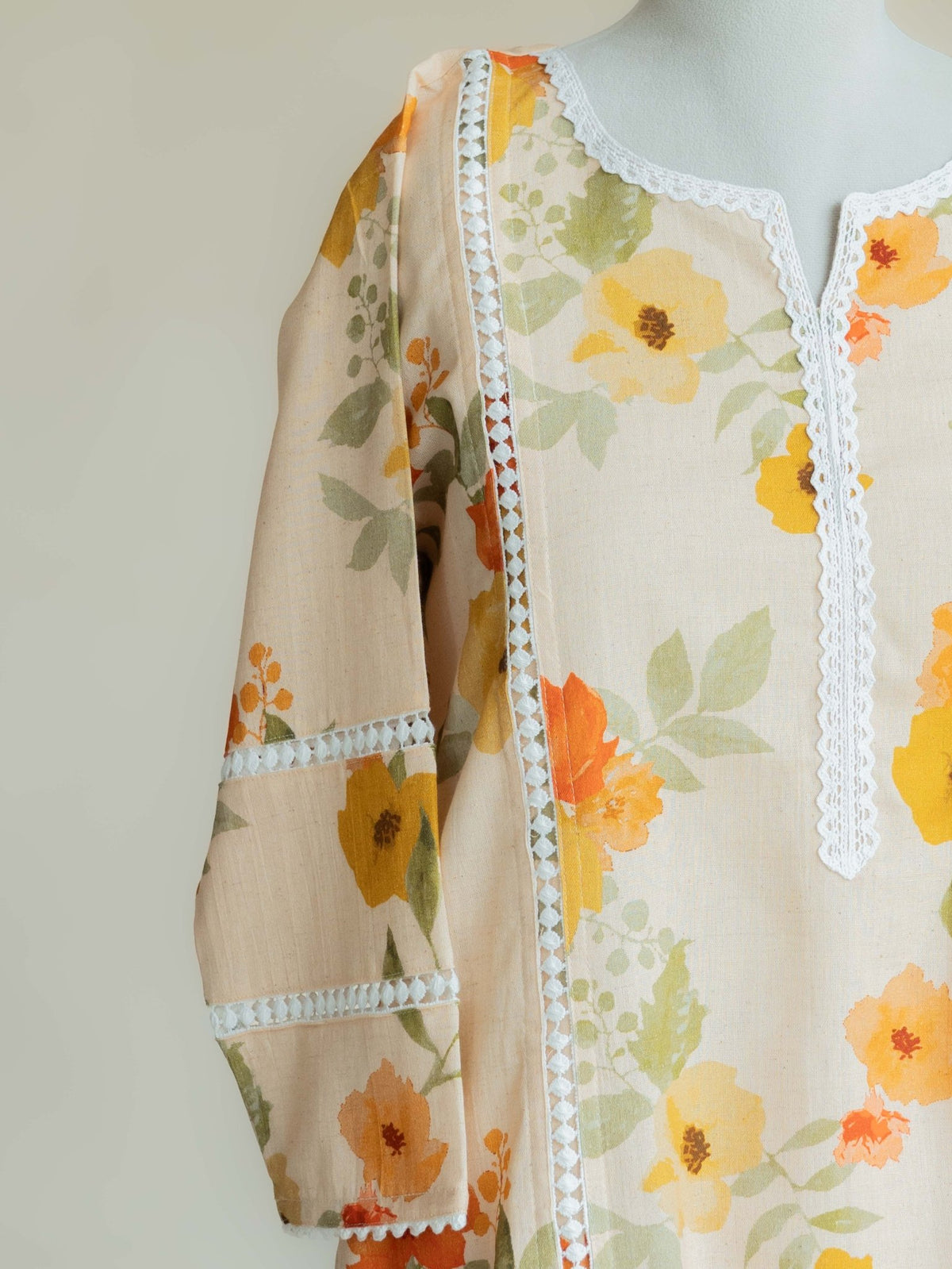 Aradhya Cotton Digital Printed Straight Kurta - AINA