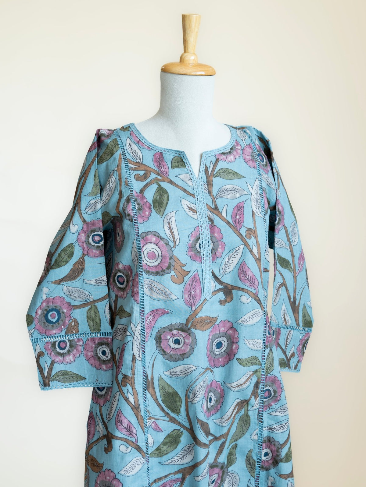 Aranya Cotton Block Printed Straight Kurta - AINA