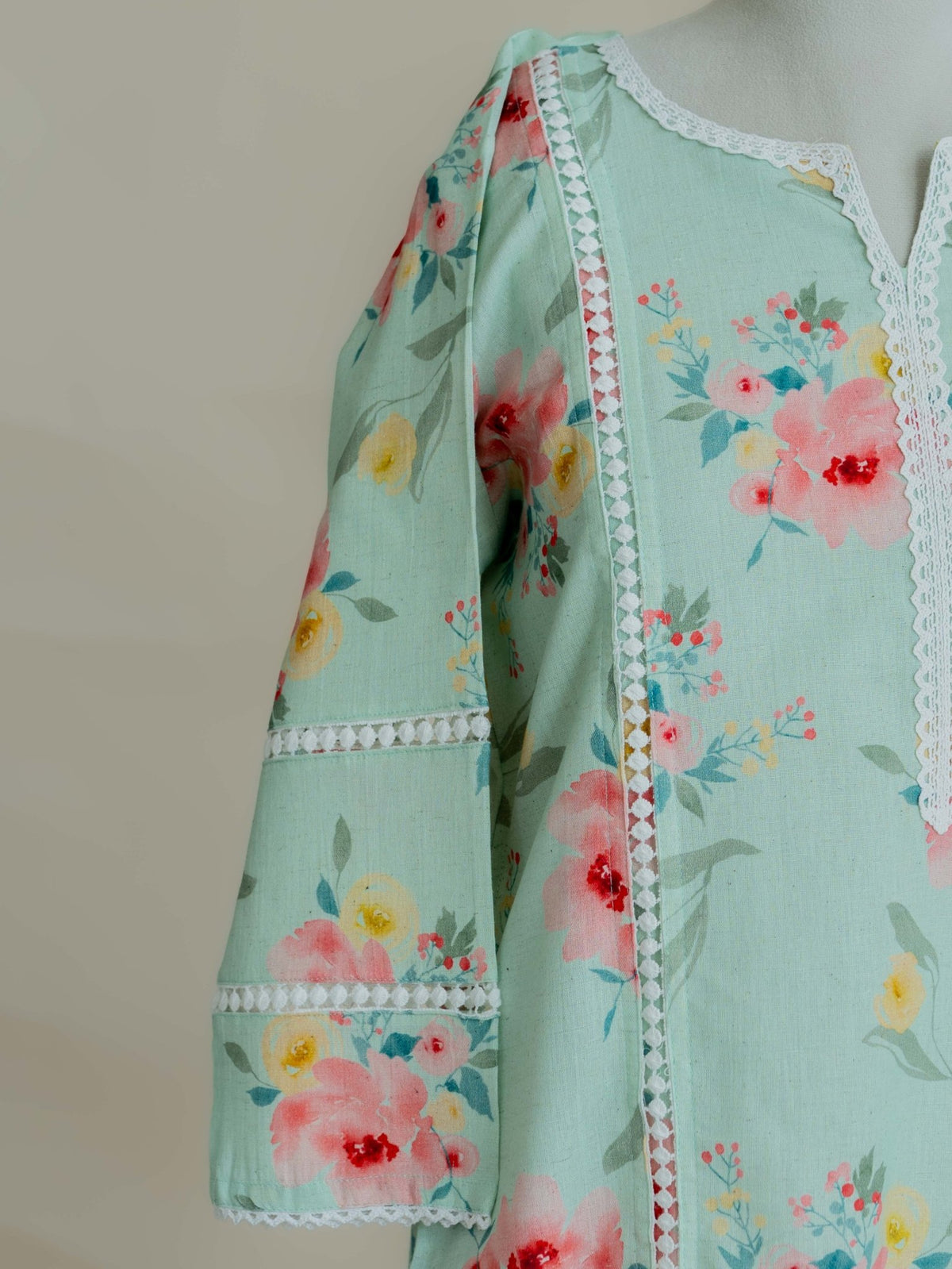 Ardra Cotton Digital Printed Straight Kurta - AINA