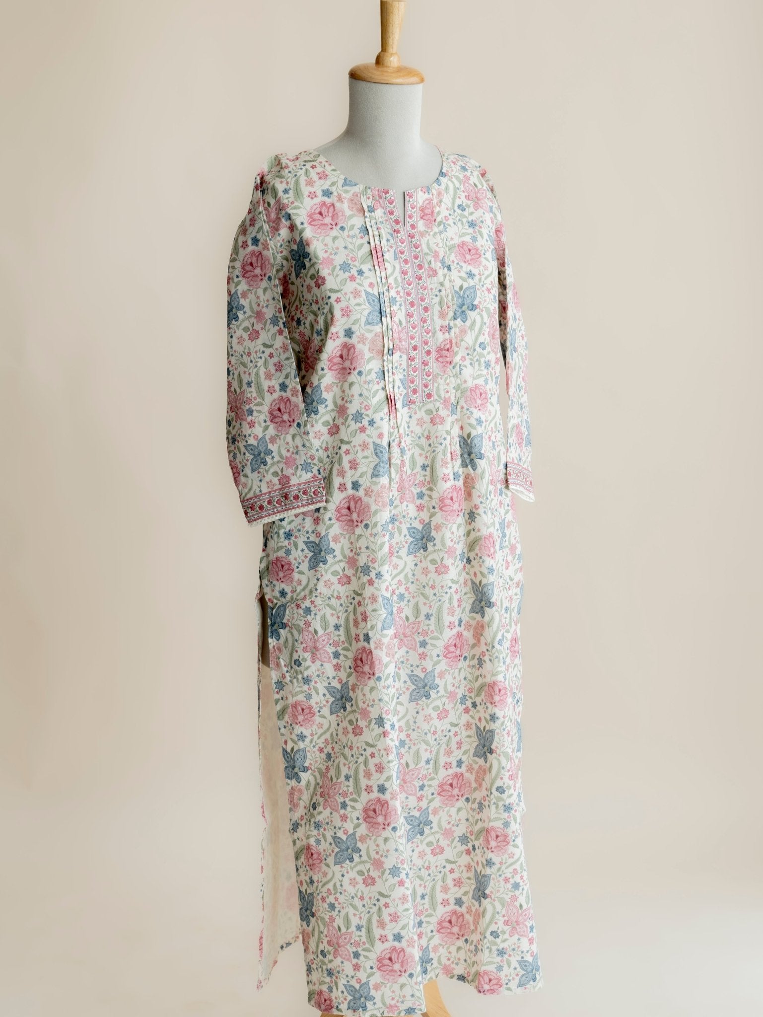 Ashvitha Cotton Digital Printed Straight Kurta - AINA