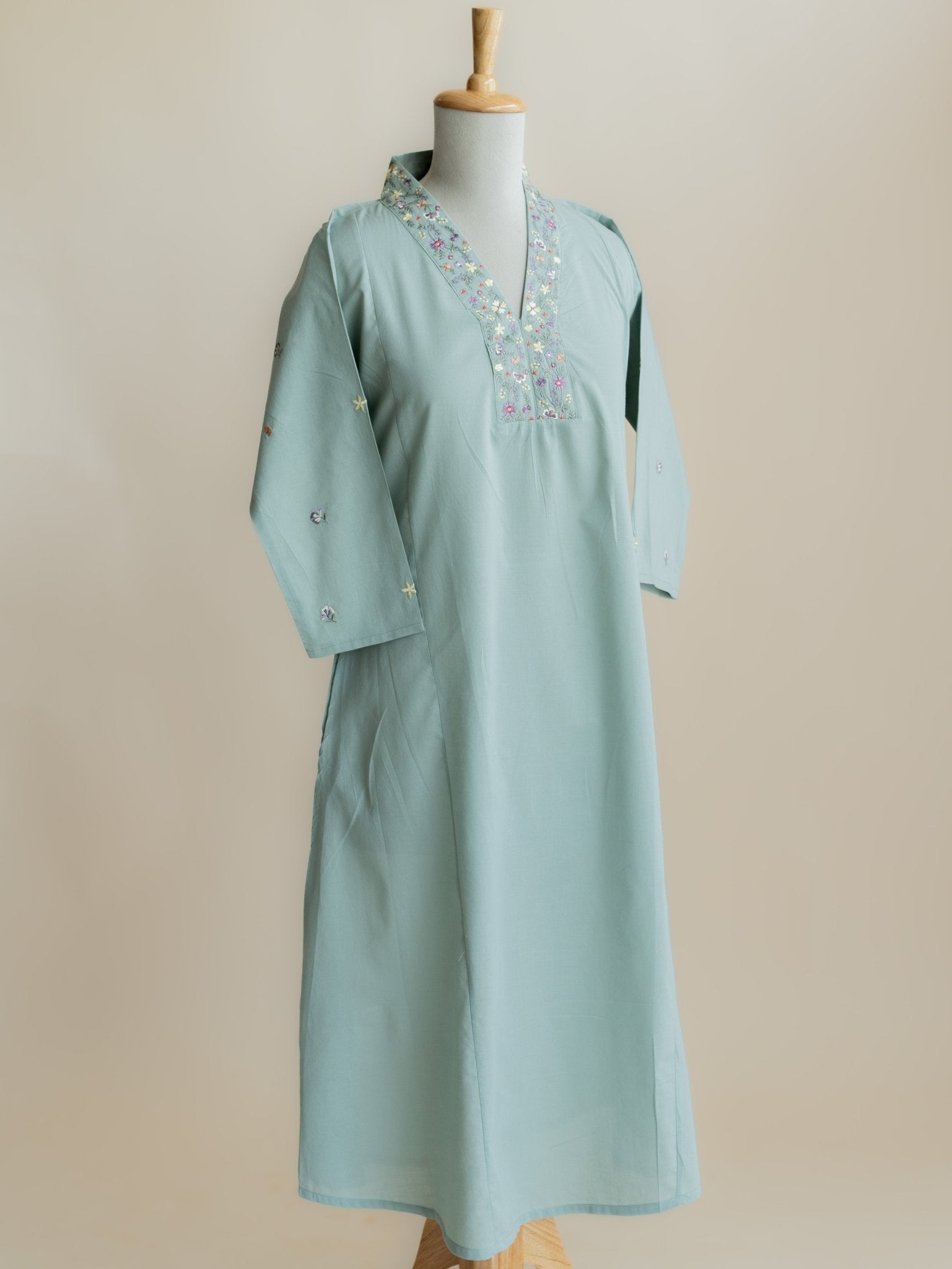 Avmi Cotton Embroidered A-Line Kurta