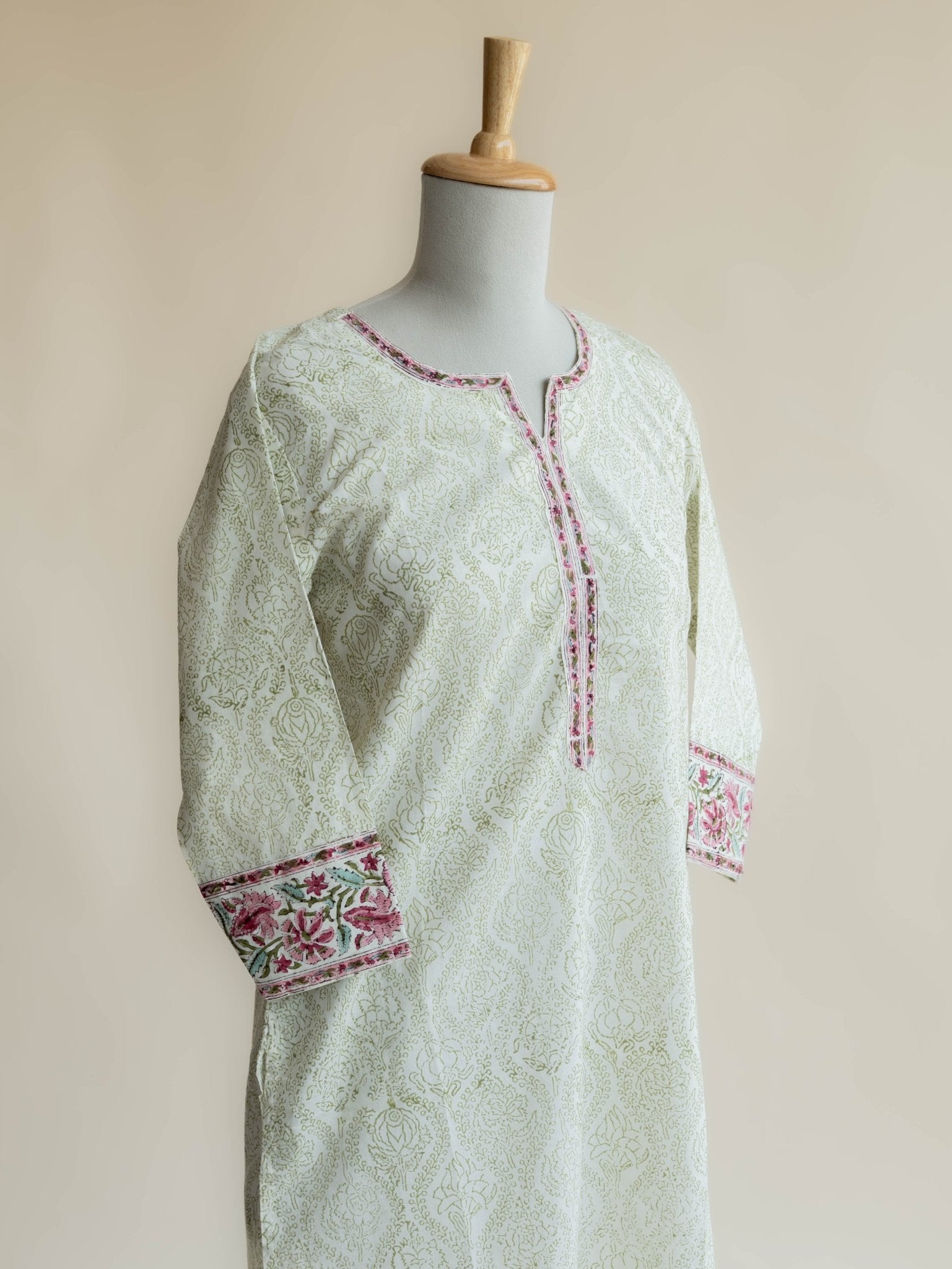 Darshi Cotton Block Printed Straight Kurta - AINA