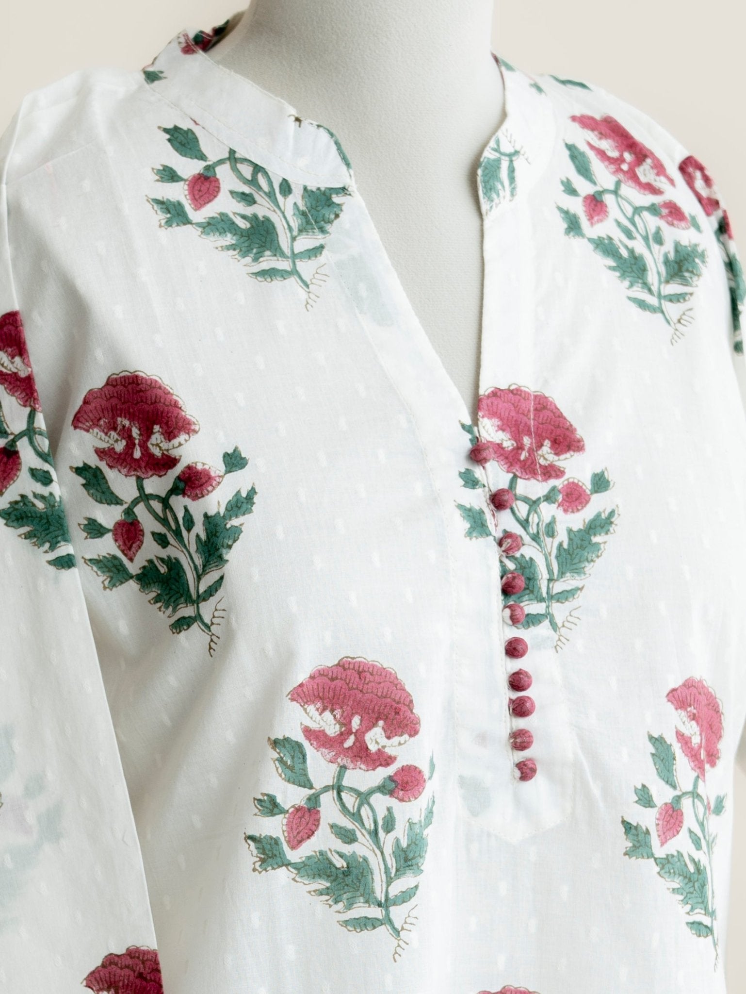 Darshi Cotton Dobby Block Printed Straight Kurta - AINA