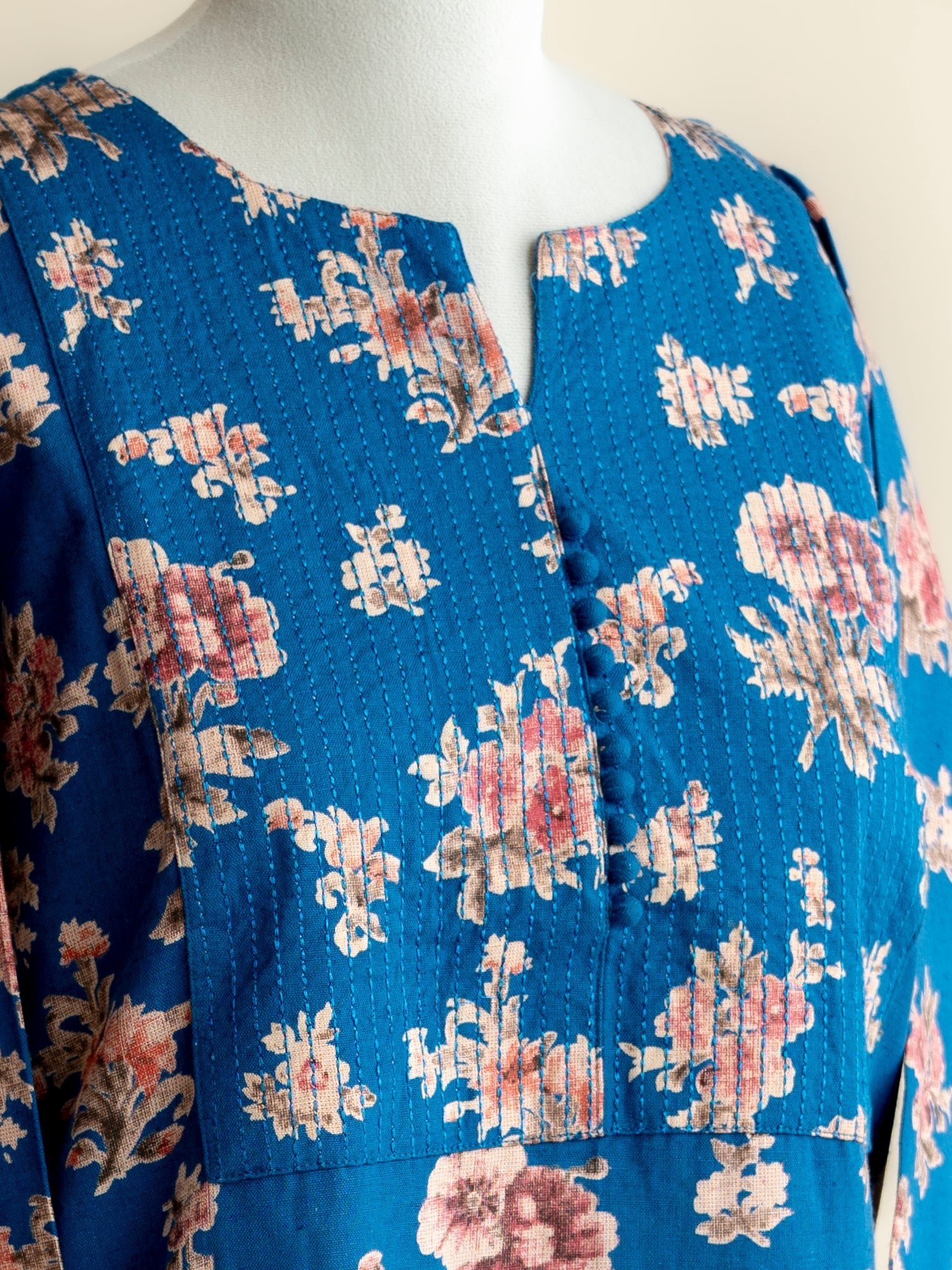 Darshini Cotton Flax Printed Straight Kurta - AINA