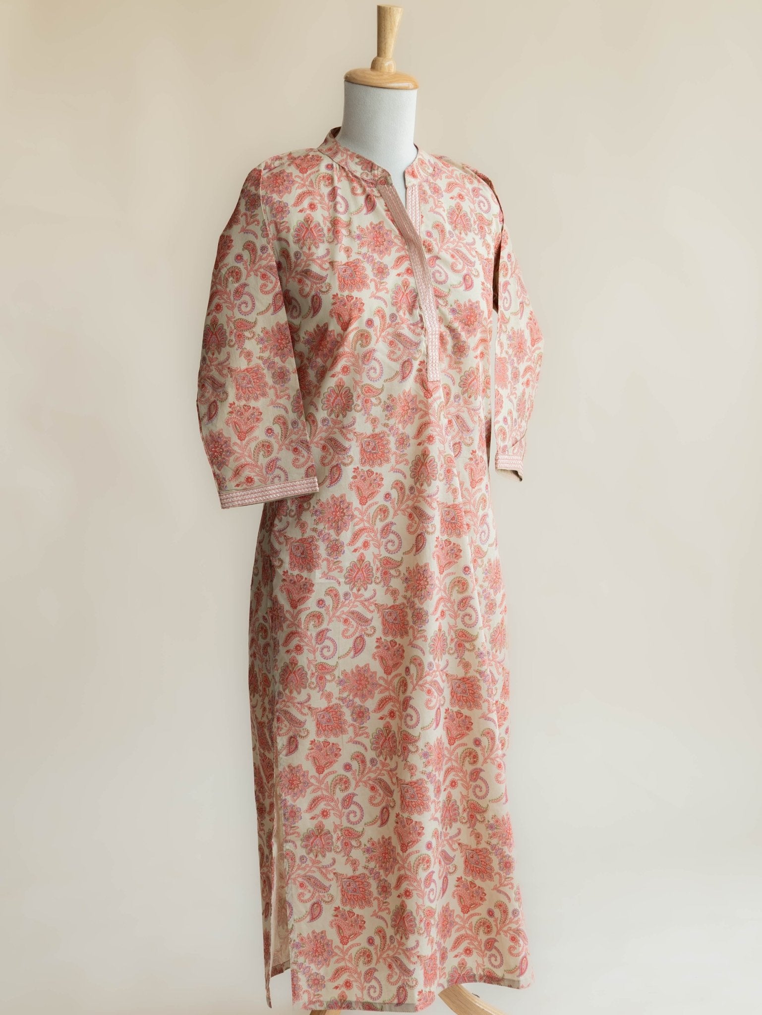 Gaya Cotton Printed Straight Kurta - AINA