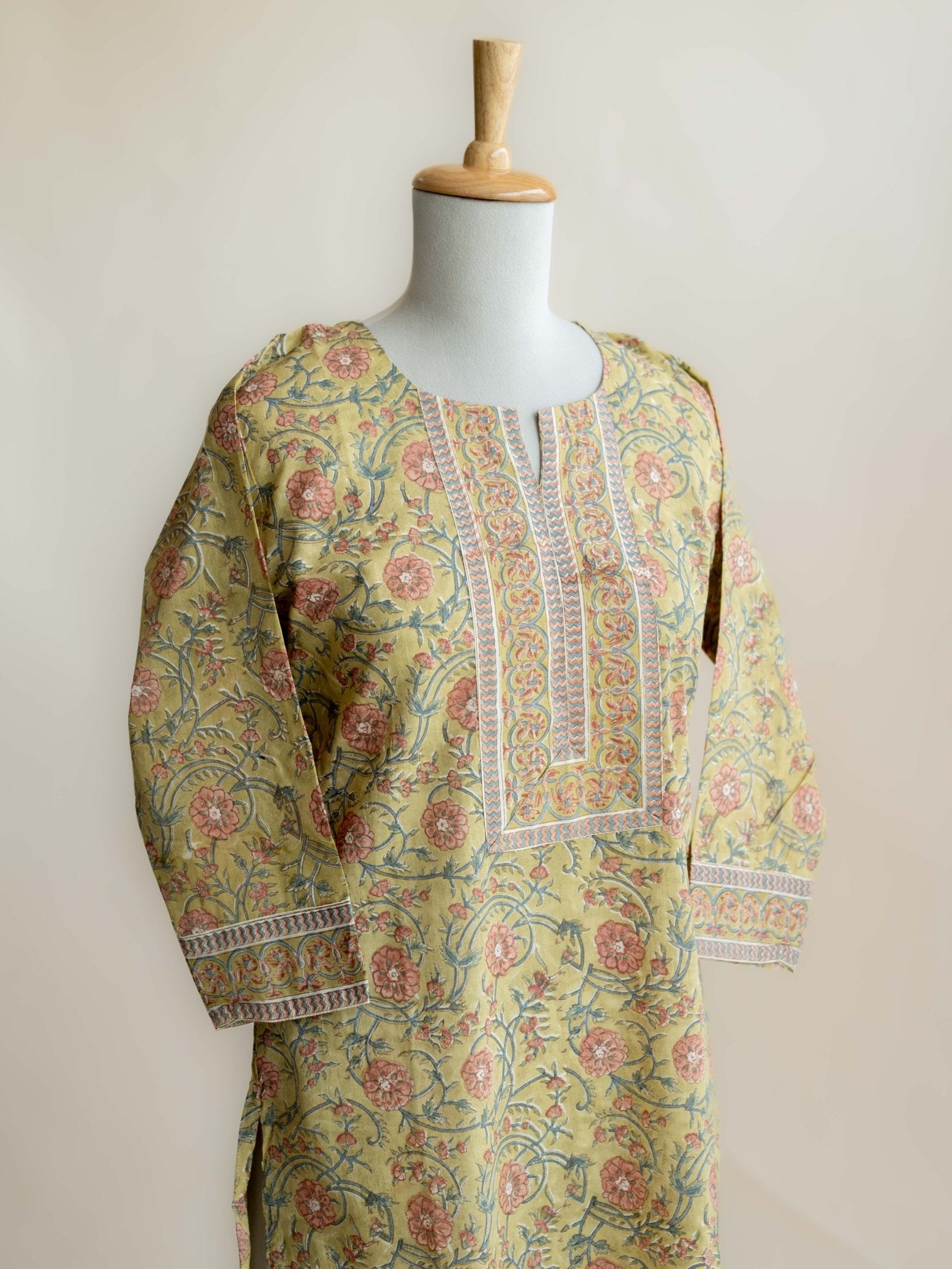 Hadhiya Cotton Block Printed Straight Kurta - AINA