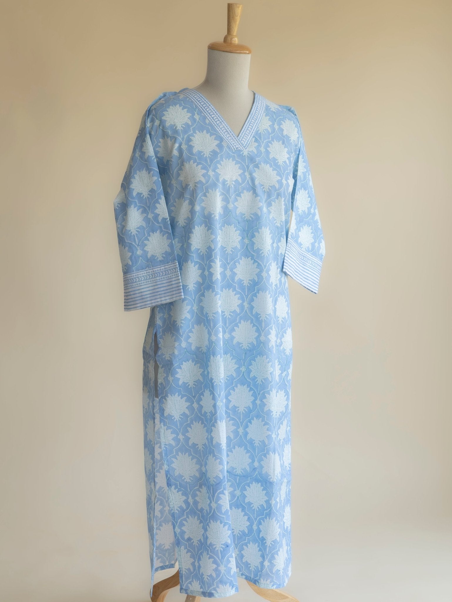 Hashna Cotton Block Printed Straight Kurta - AINA