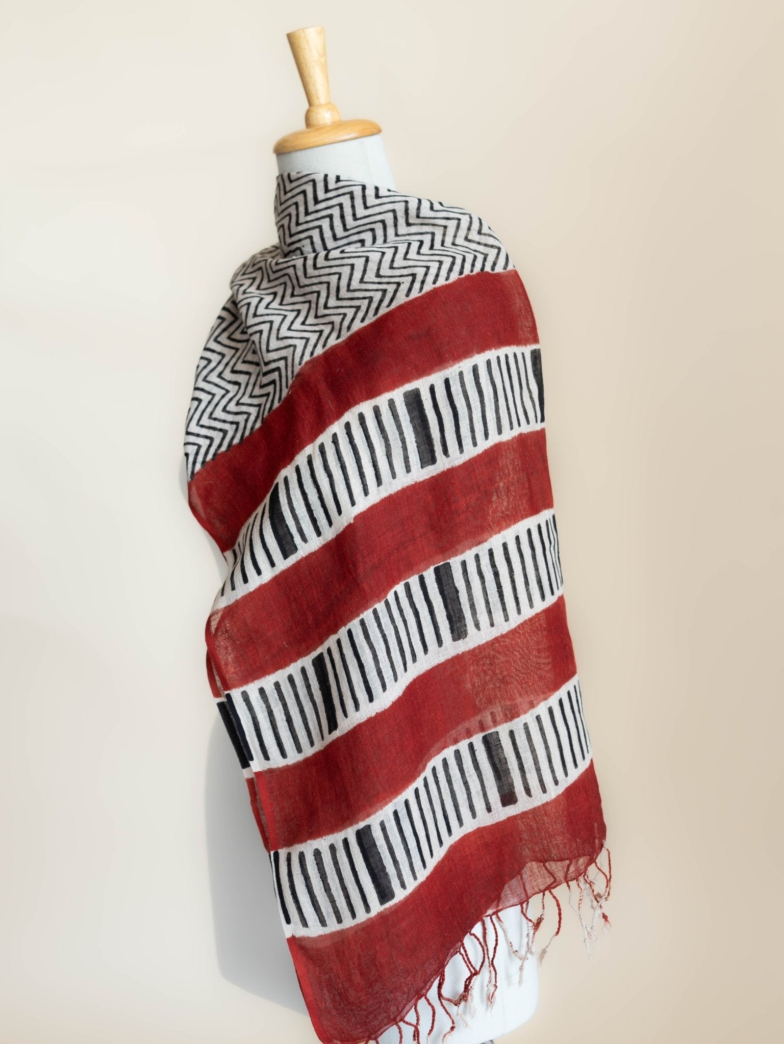 Hina Linen Printed Dupatta - AINA