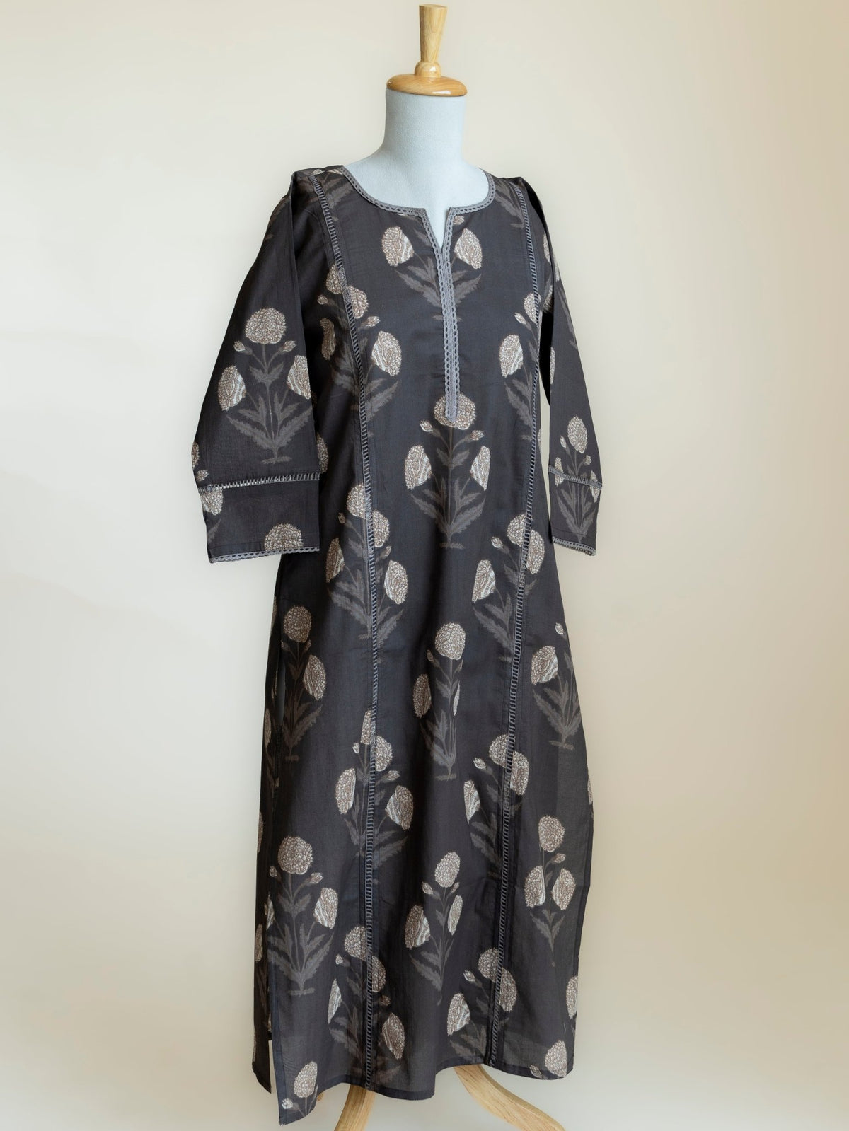 Jakriti Cotton Block Printed Straight Kurta - AINA