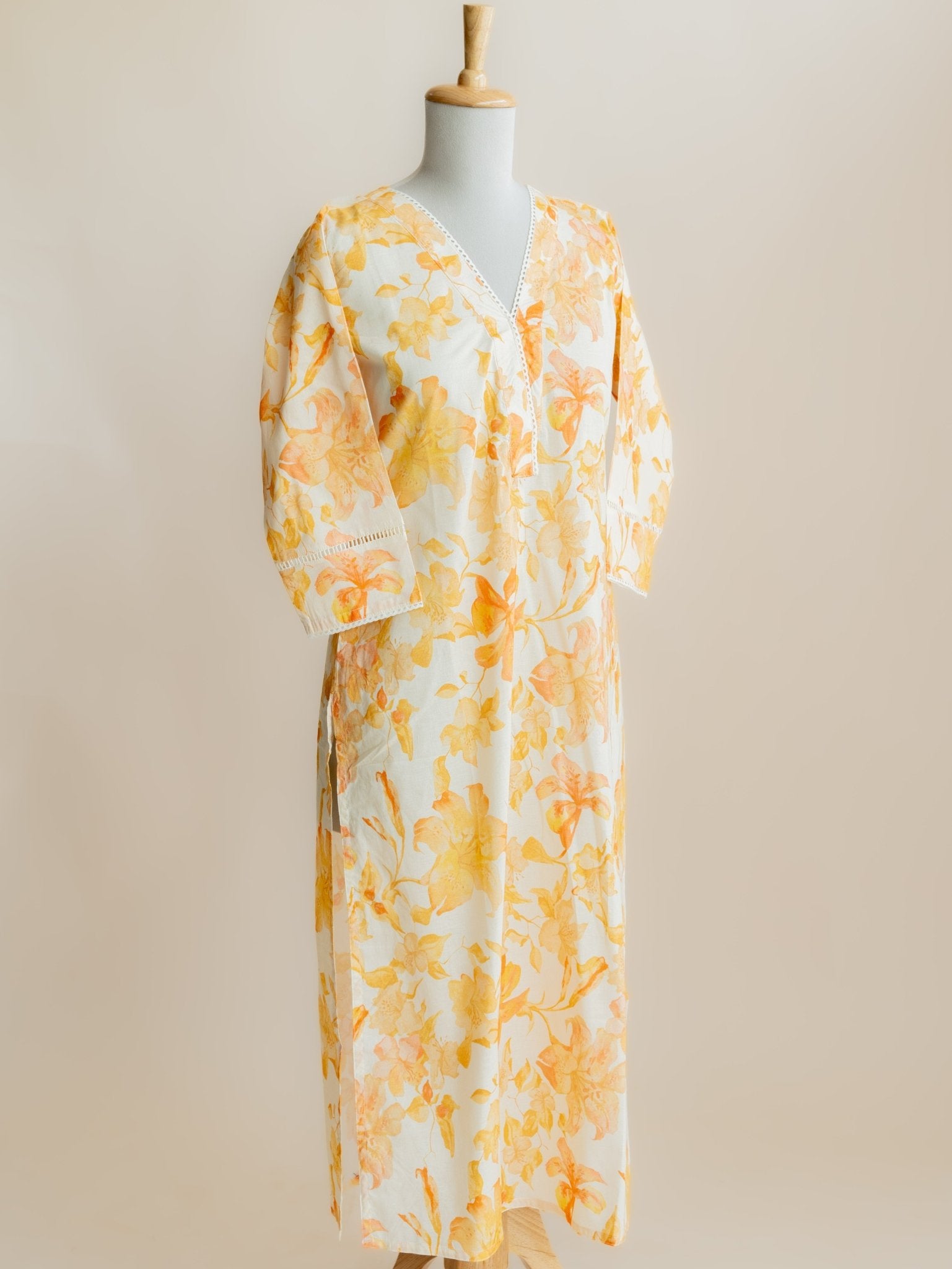 Jenna Cotton Digital Print Straight Kurta - AINA