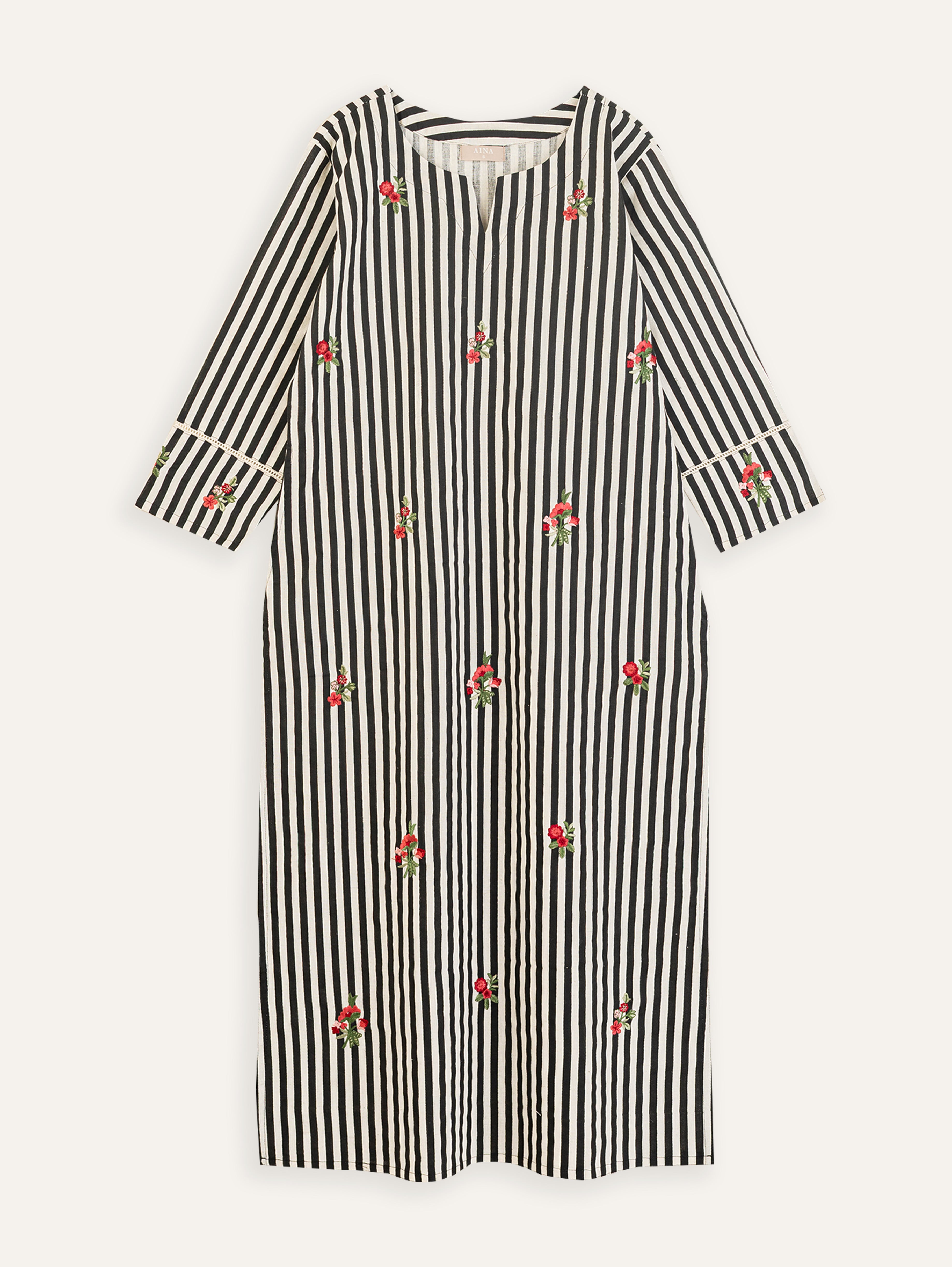 Haniya Cotton Embroidered Straight Kurta