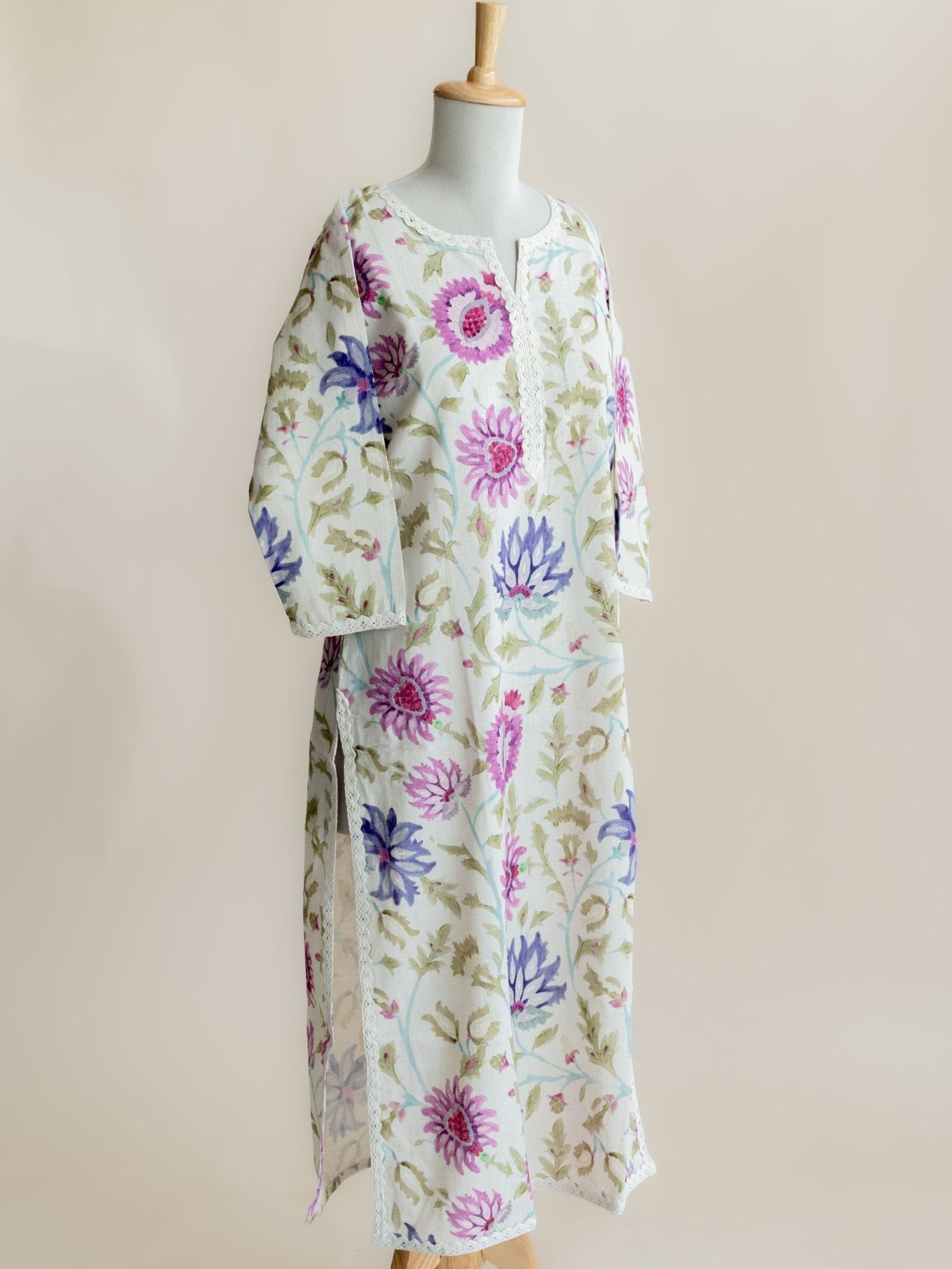 Lamiya Cotton Flax Printed Straight Kurta - AINA