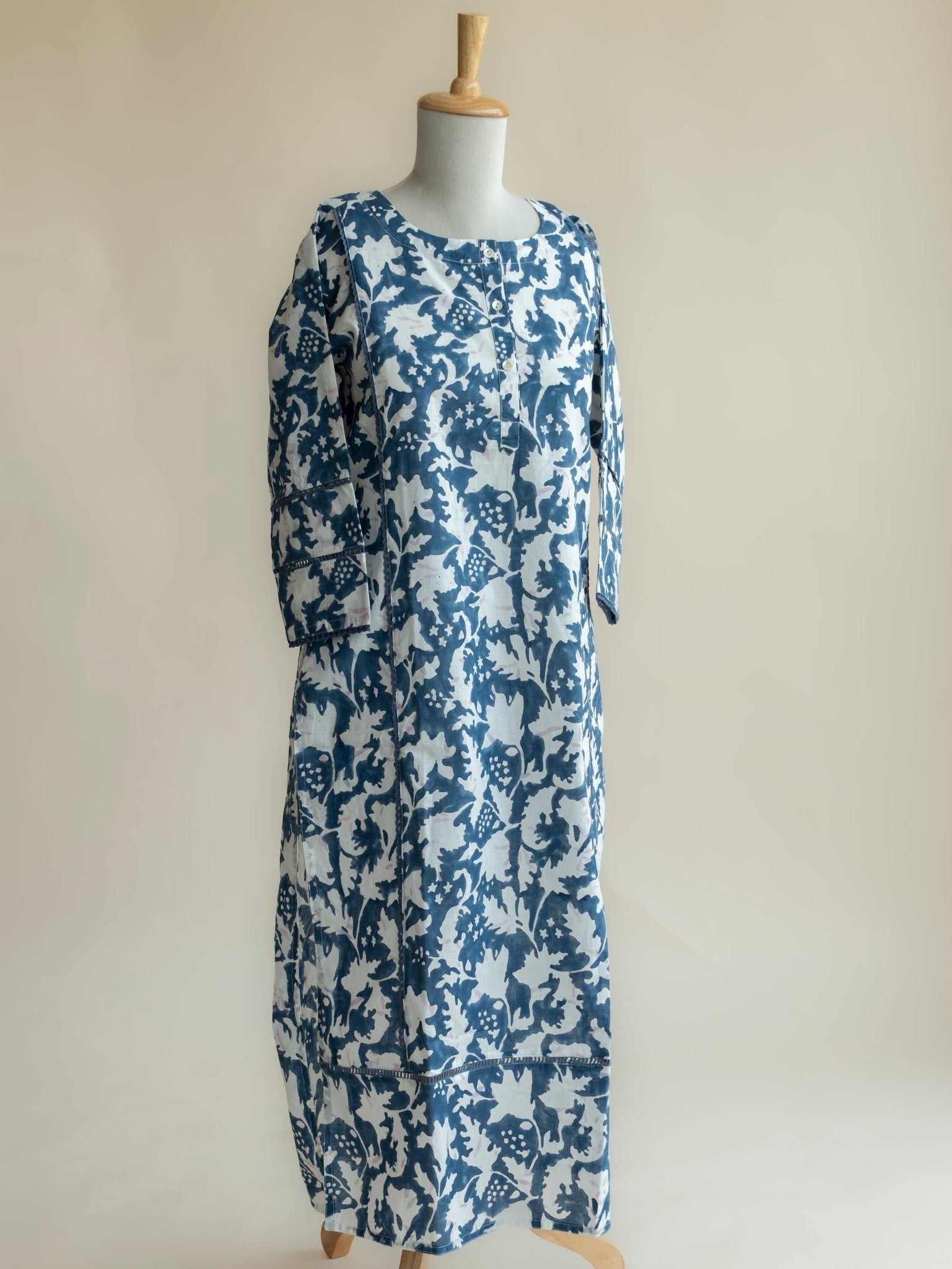 Lekha Cotton Block Printed Straight Kurta - AINA