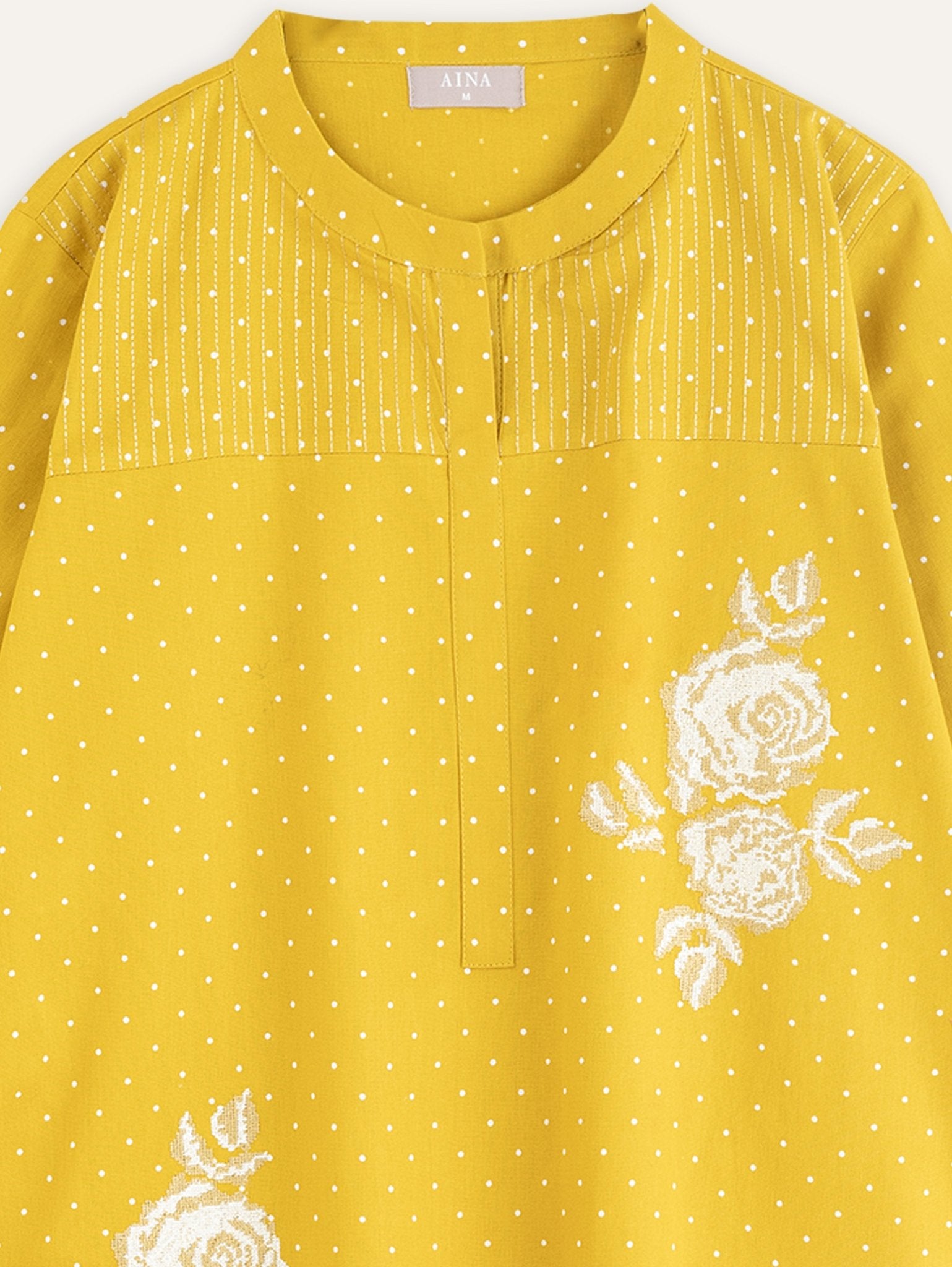 Manreet Cotton Handloom Embroidered Straight Kurta - AINA
