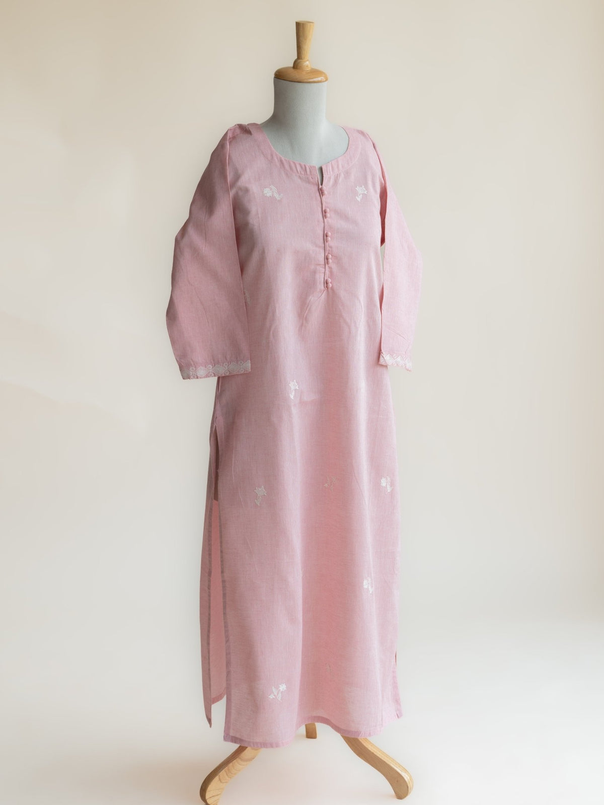 Miraya Cotton Handloom Embroidered Straight Kurta - AINA
