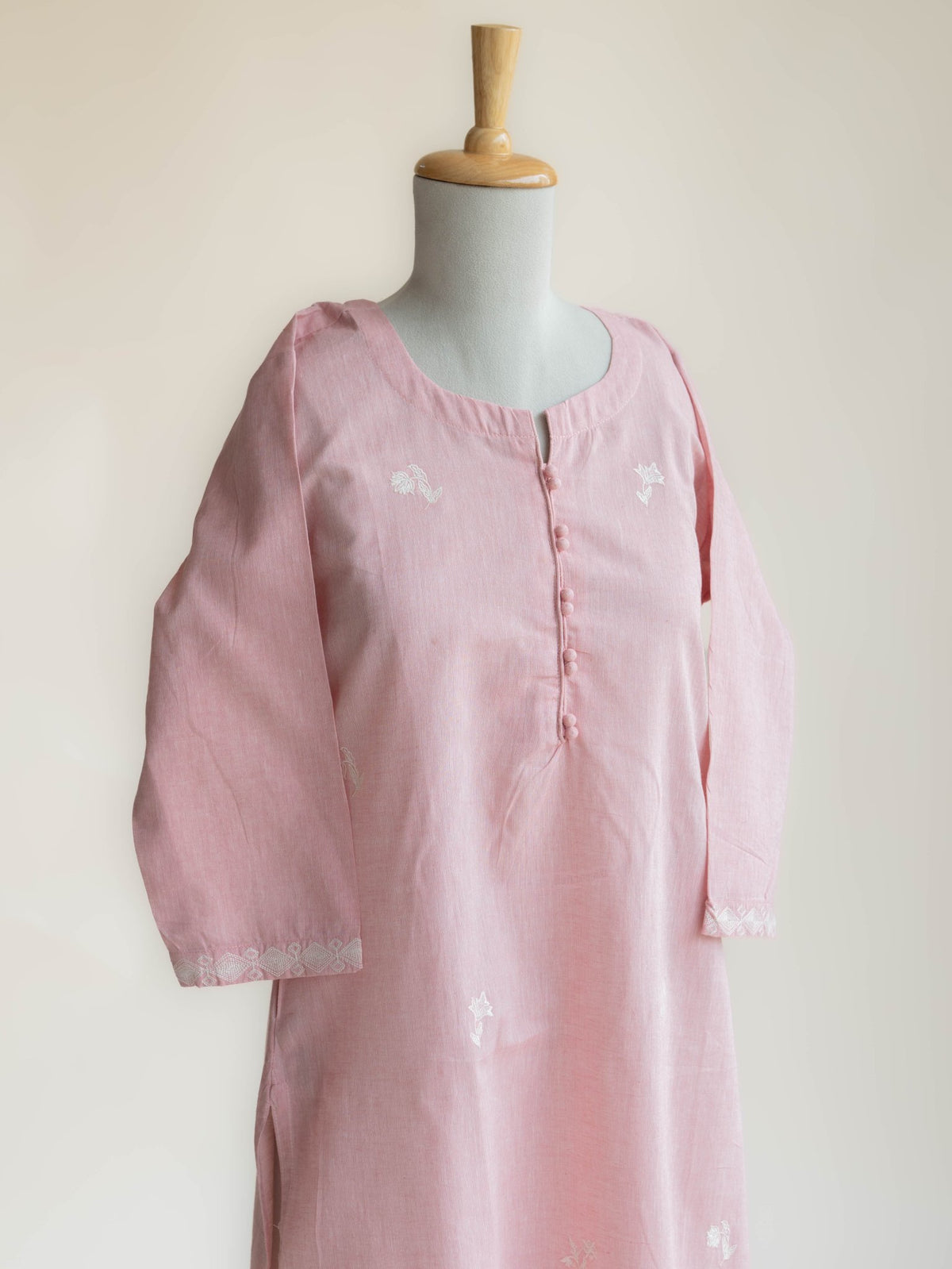 Miraya Cotton Handloom Embroidered Straight Kurta - AINA
