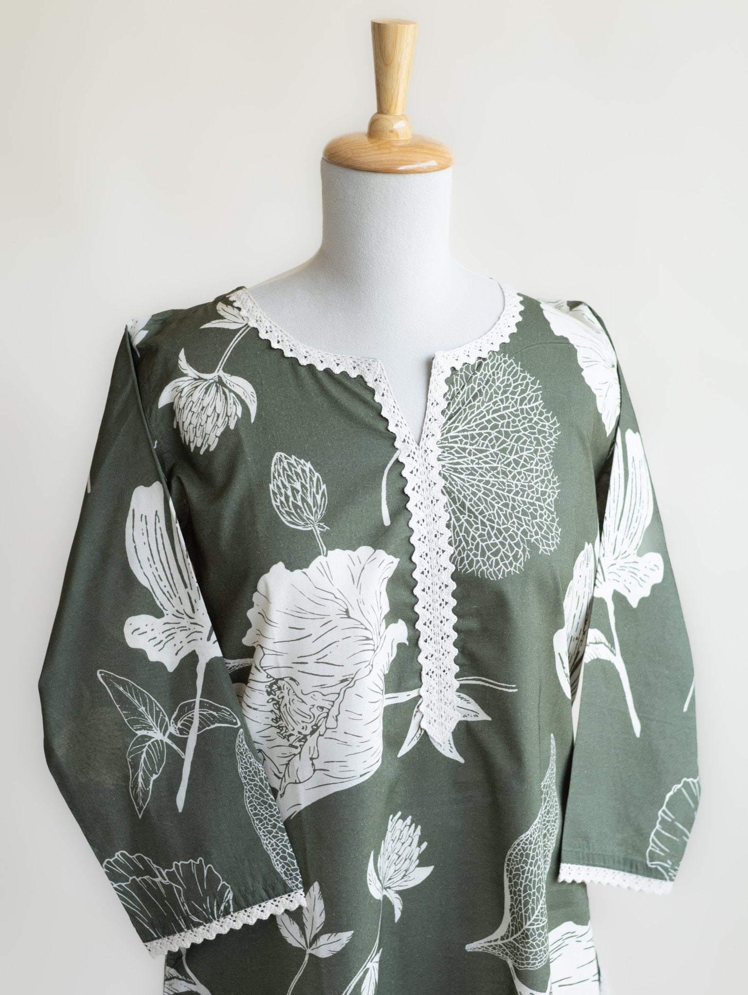 Muskan Cotton Digital Print Straight Kurta - AINA