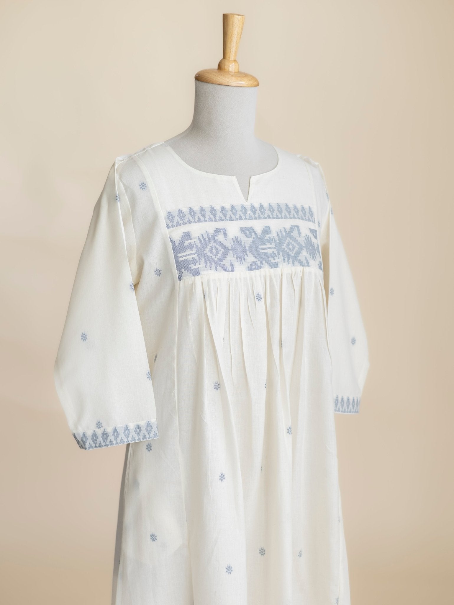 Neana Cotton Jamdani A-Line Kurta - AINA