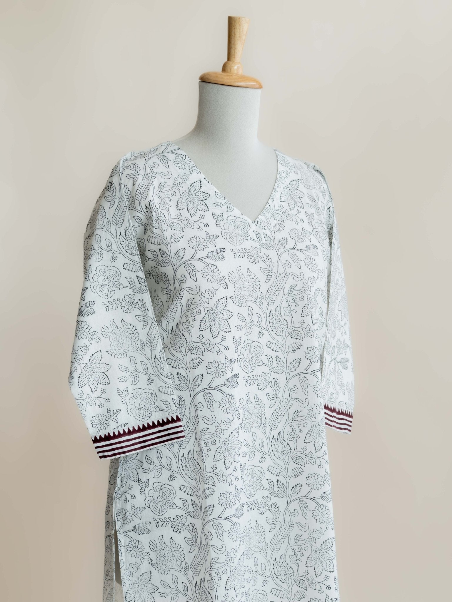 Nishi Cotton Block Printed Straight Kurta - AINA