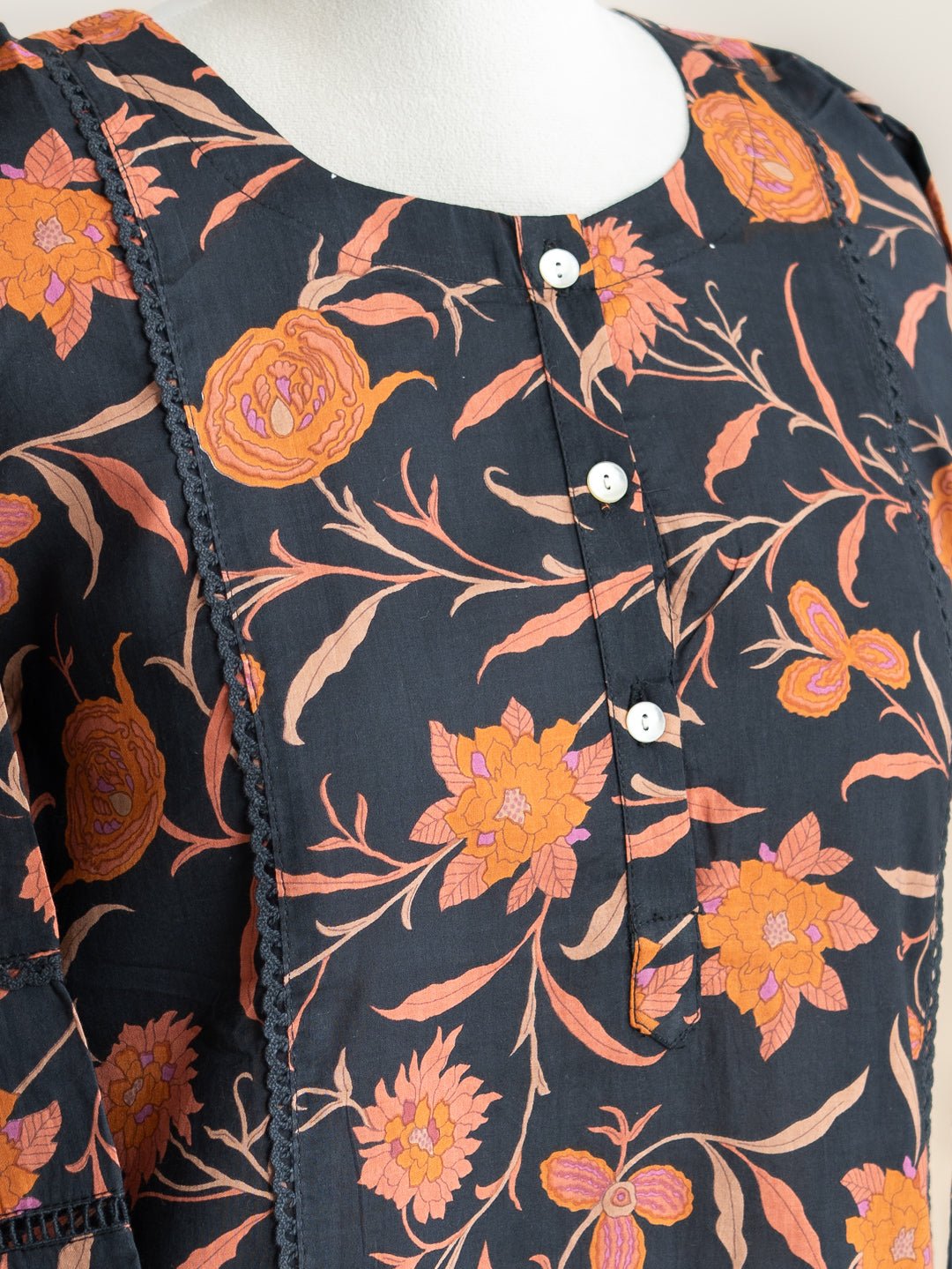 Niya Cotton Printed Straight Kurta - AINA