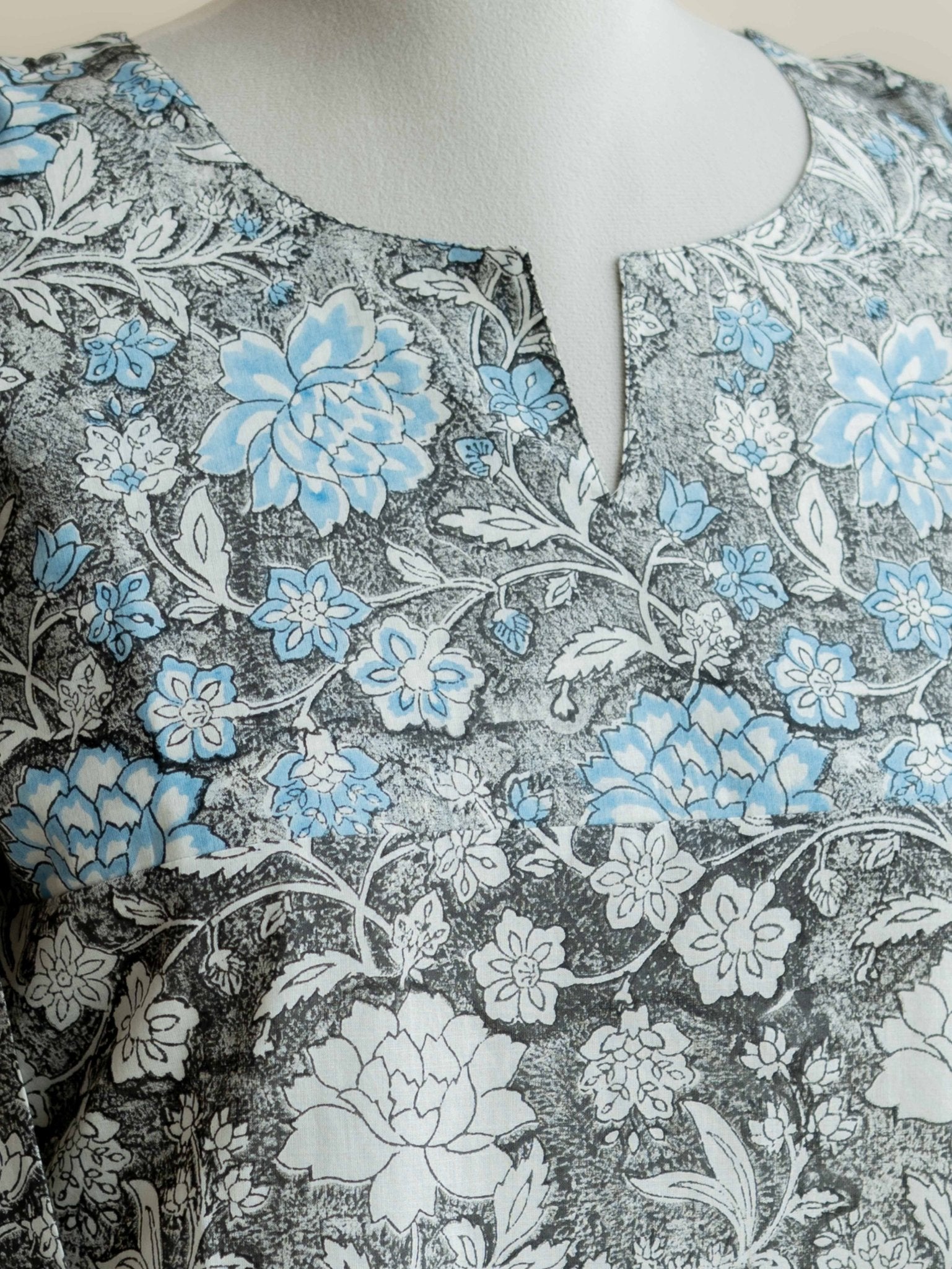 Prajakta Cotton Block Printed Straight Kurta - AINA