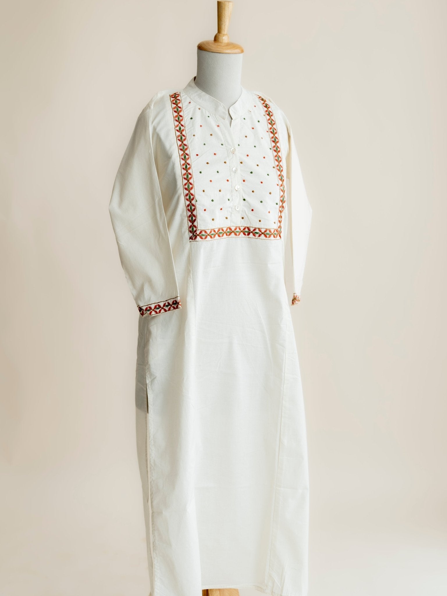 Priya Cotton Embroidered Straight Kurta - AINA