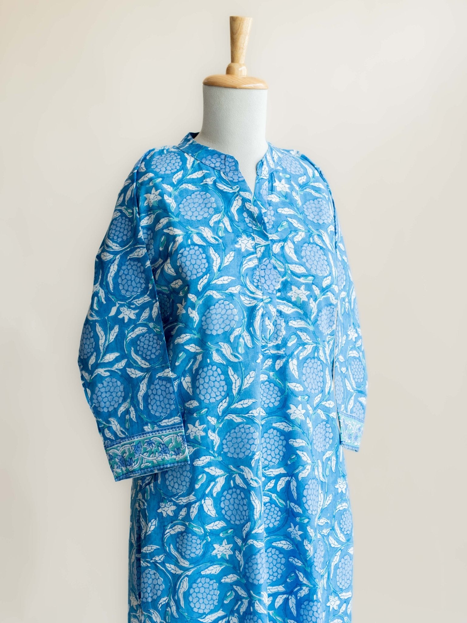 Raahi Cotton Block Printed Straight Kurta - AINA