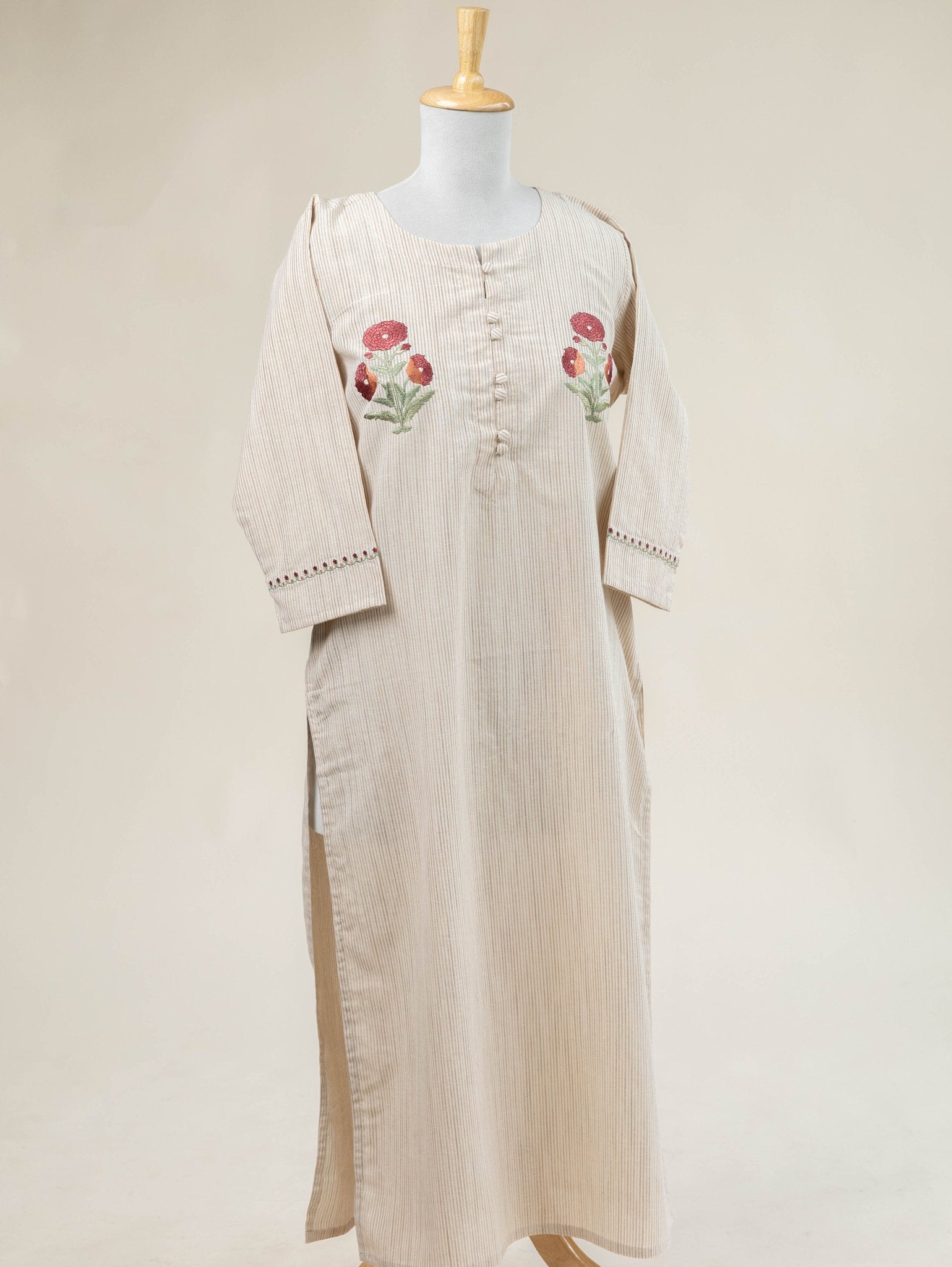 Ritara Cotton Handloom Embroidered Straight Kurta - AINA