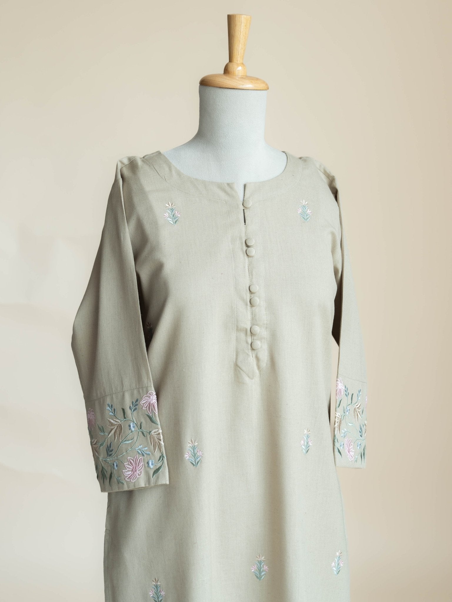Rumina Cotton Flax Embroidered Straight Kurta - AINA