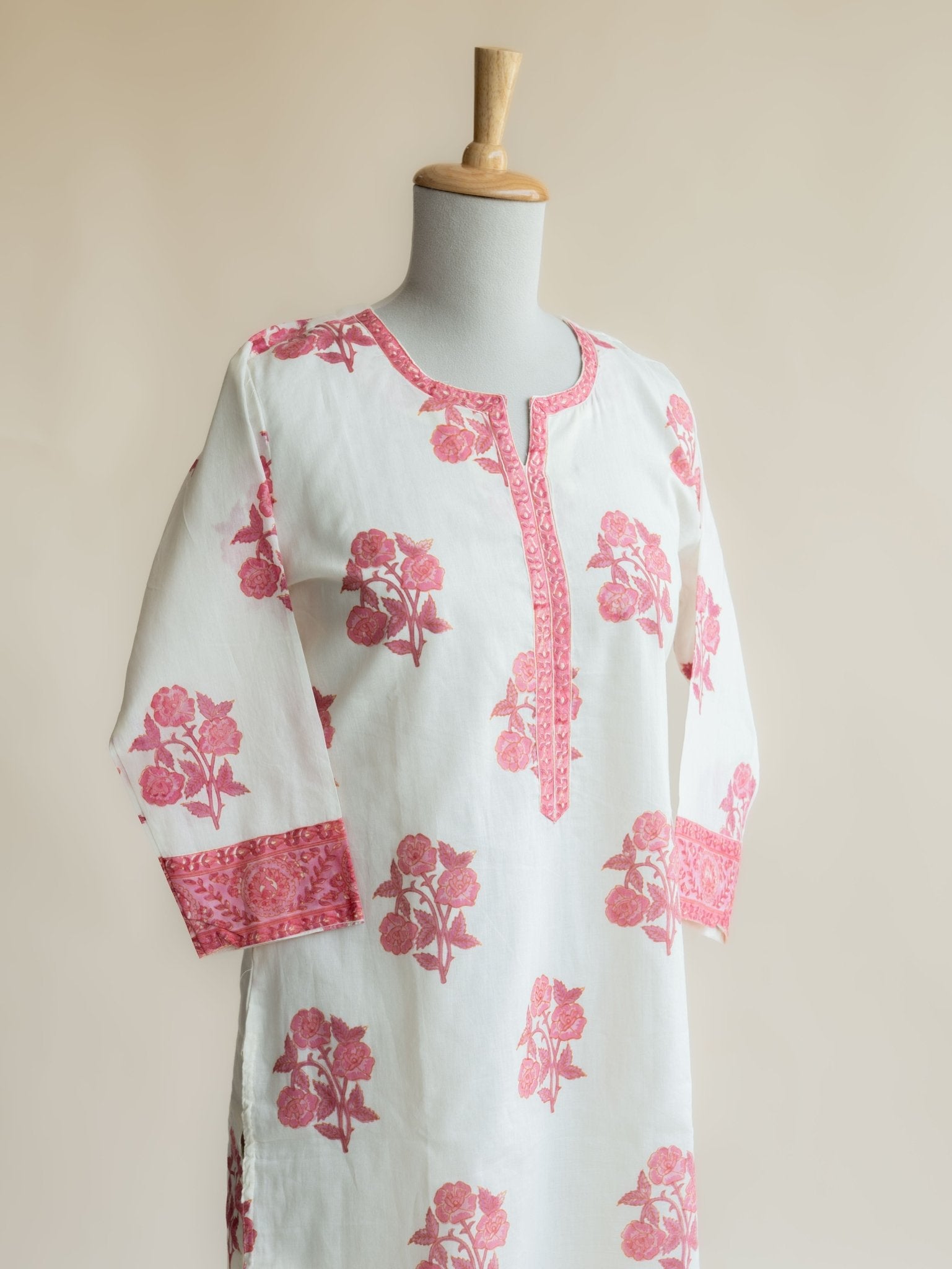 Saeda Cotton Block Printed Straight Kurta - AINA