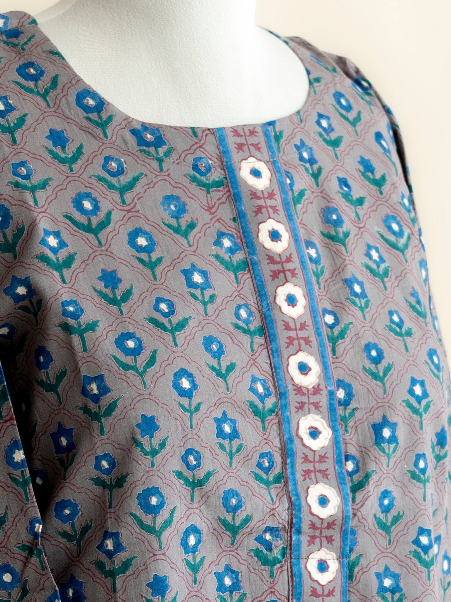 Sarah Cotton Discharge Block Printed Straight Kurta - AINA