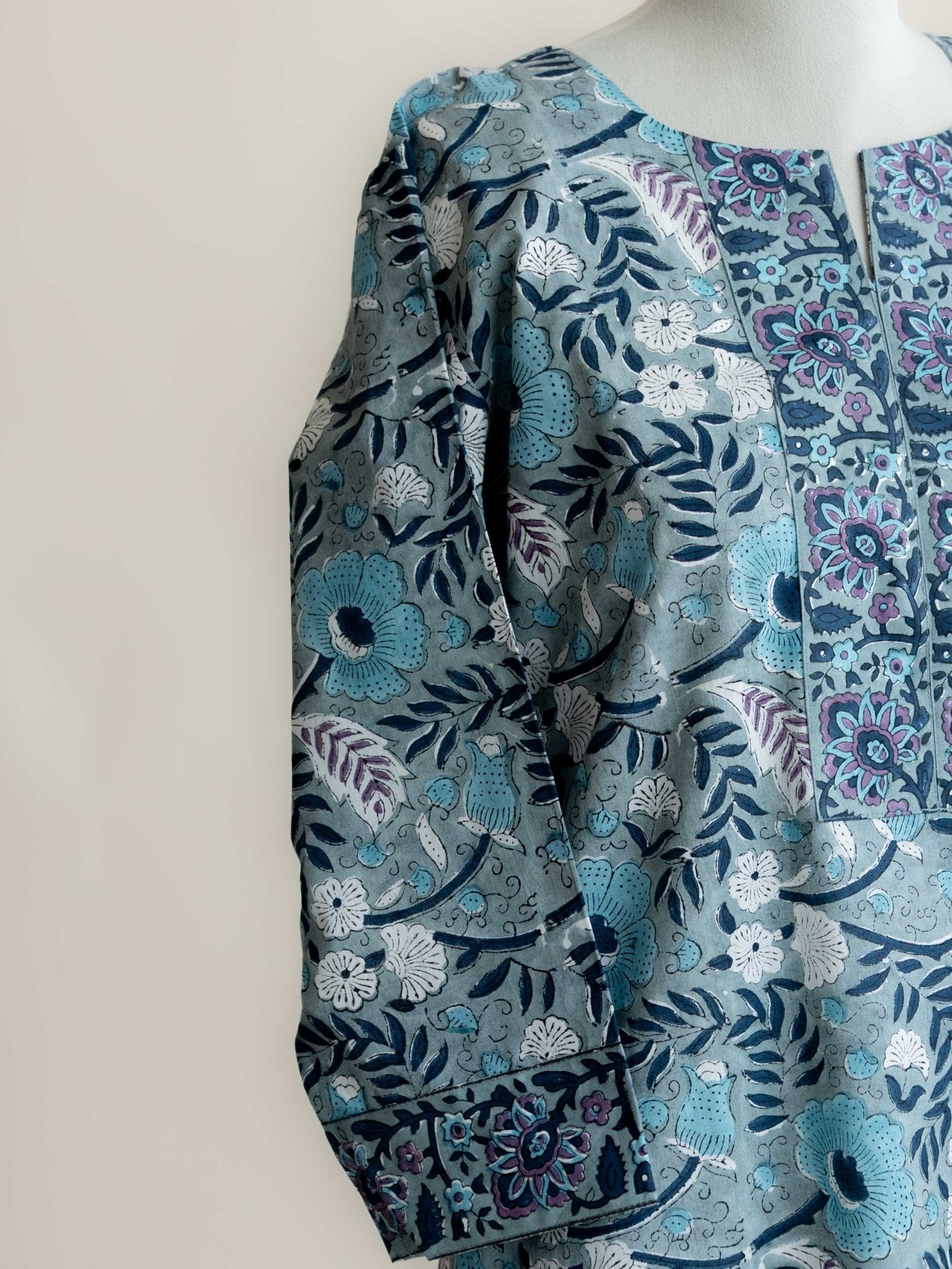 Shamna Cotton Block Printed Straight Kurta - AINA