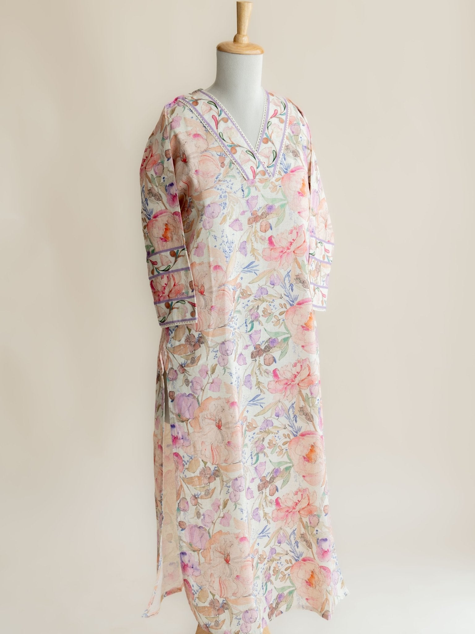 Shreya Cotton Flax Printed Straight Kurta - AINA