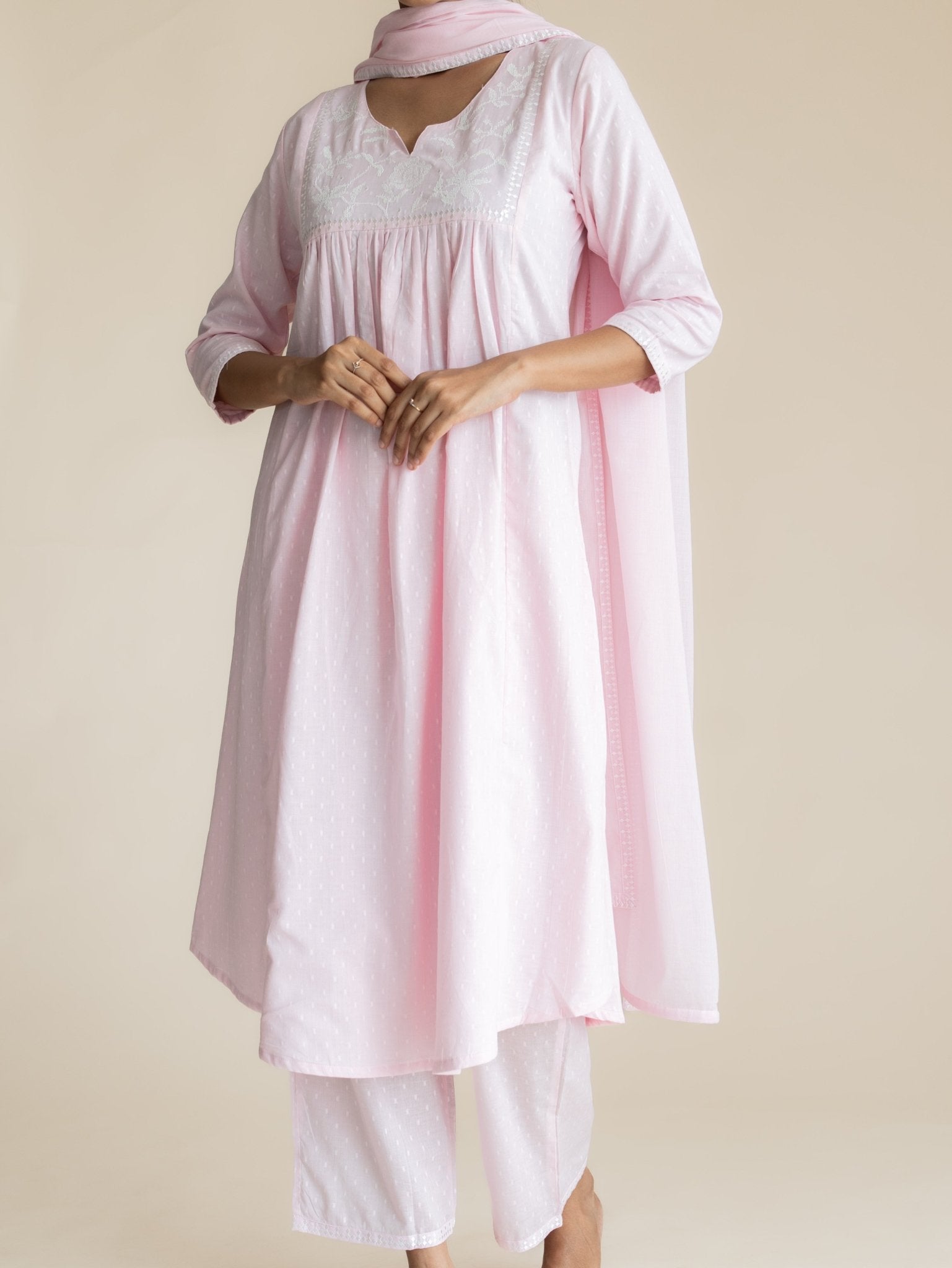 Siyah Cotton Dobby Embroidered A - Line Suit Set - AINA