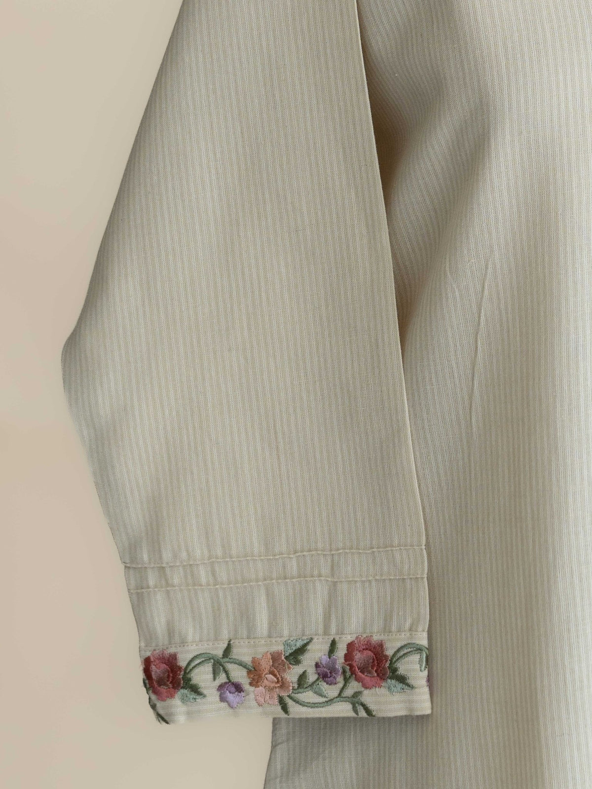 Yavni Cotton Handloom Embroidered Straight Kurta - AINA