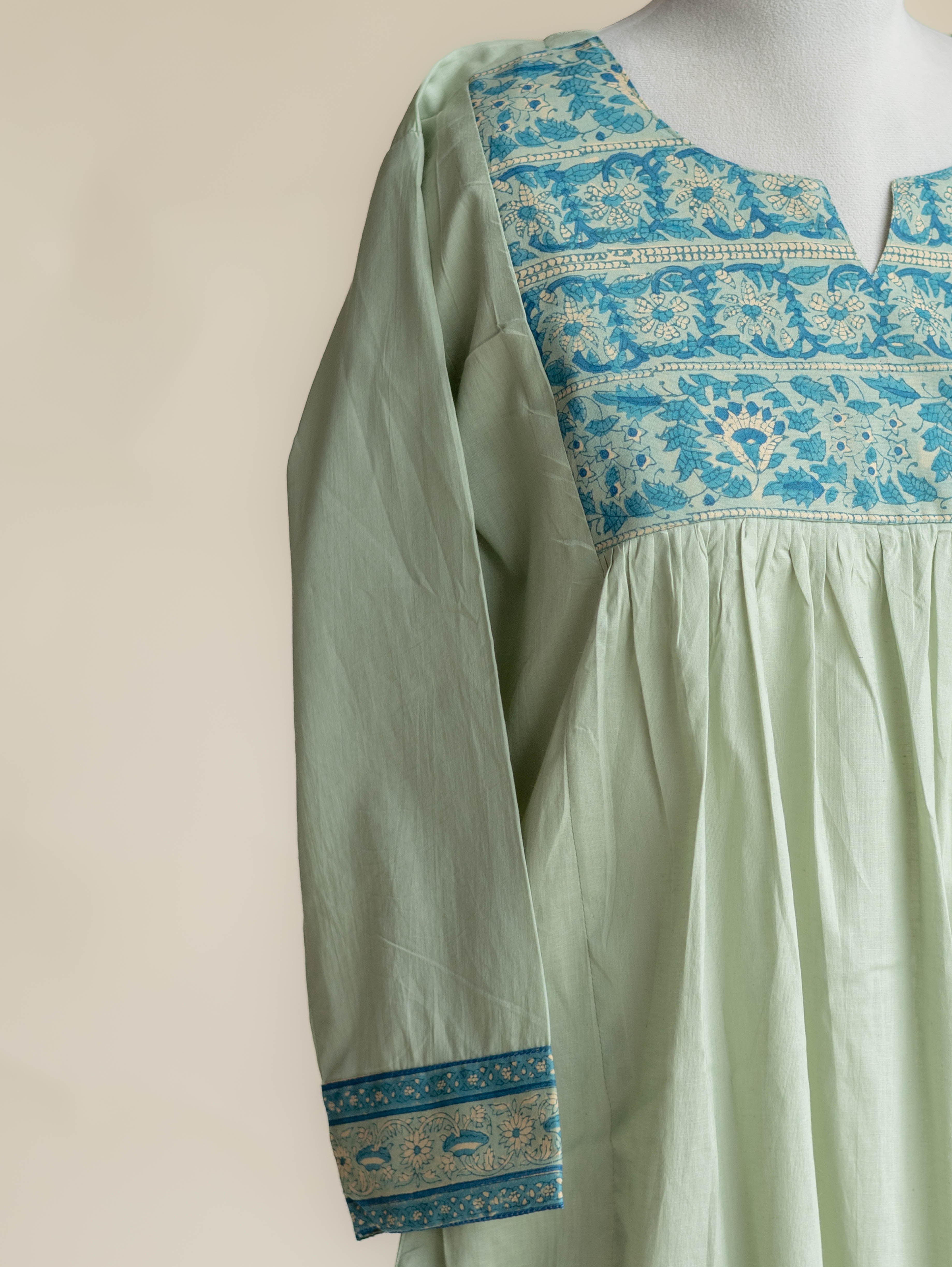 Avisha Cotton Plain A-Line Kurta