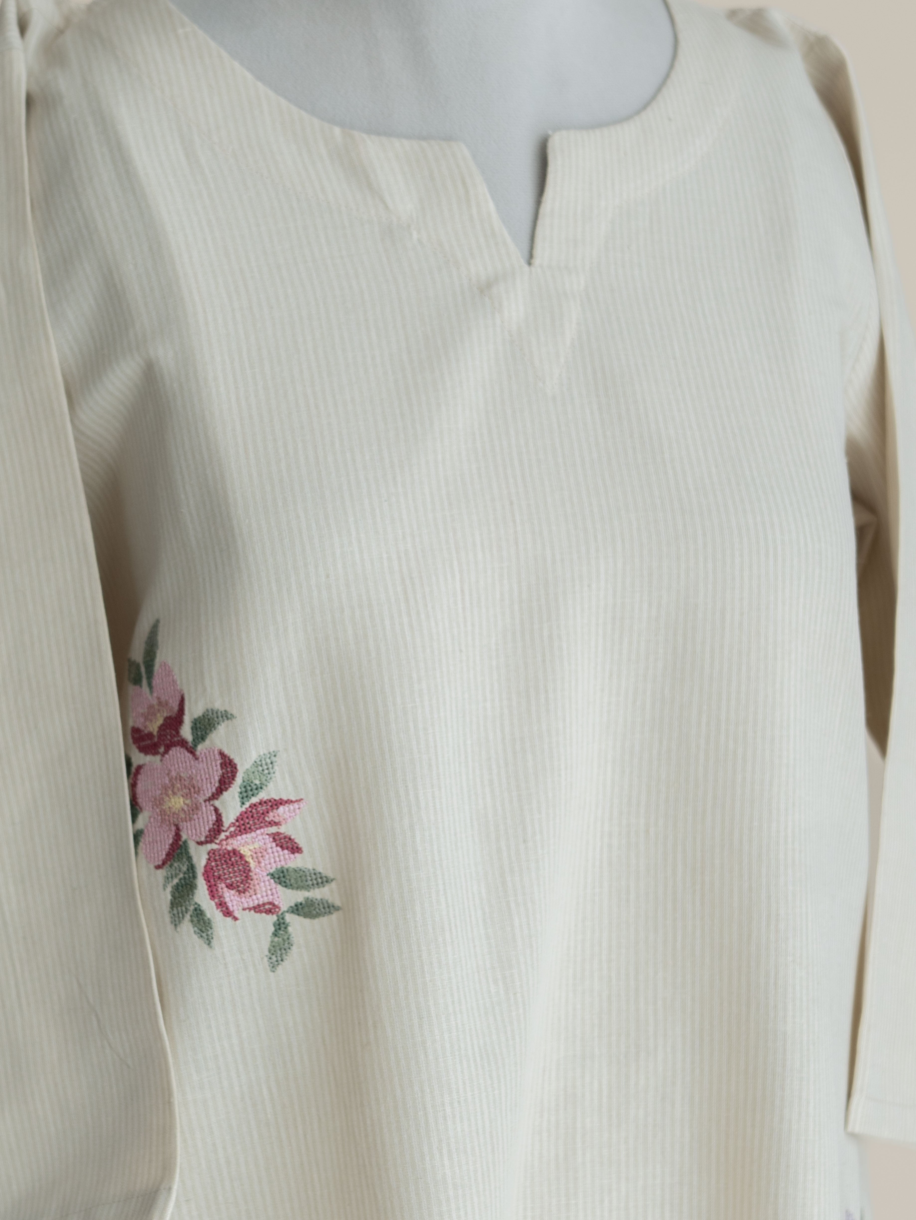 Bindiya Cotton Handloom Embroidered Straight Kurta
